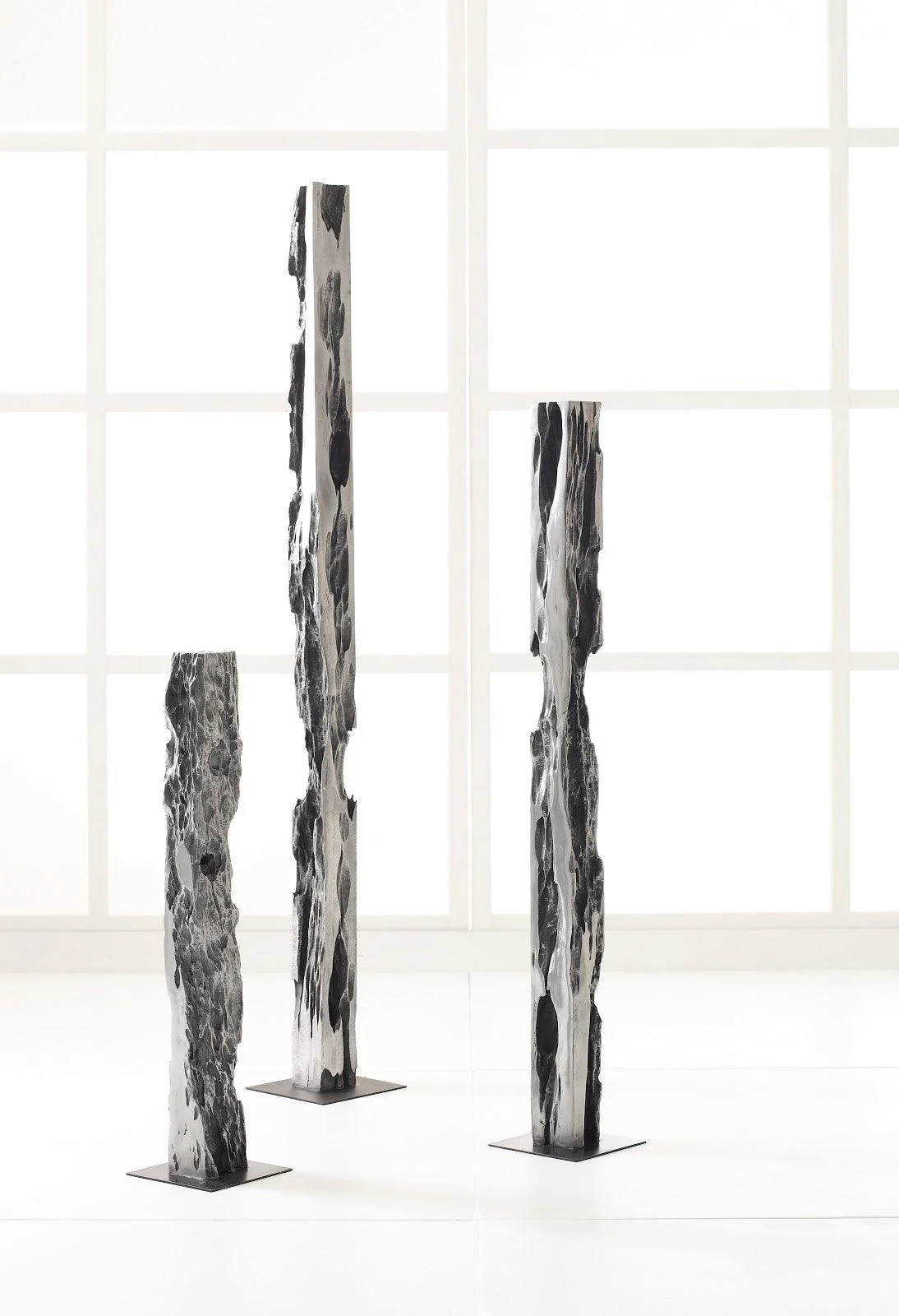 Plinth, SM - Remutear