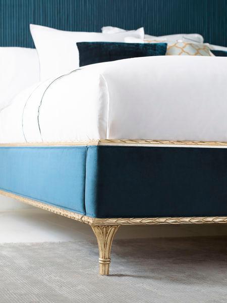 FONTAINEBLEAU PLATFORM BED - Remutear