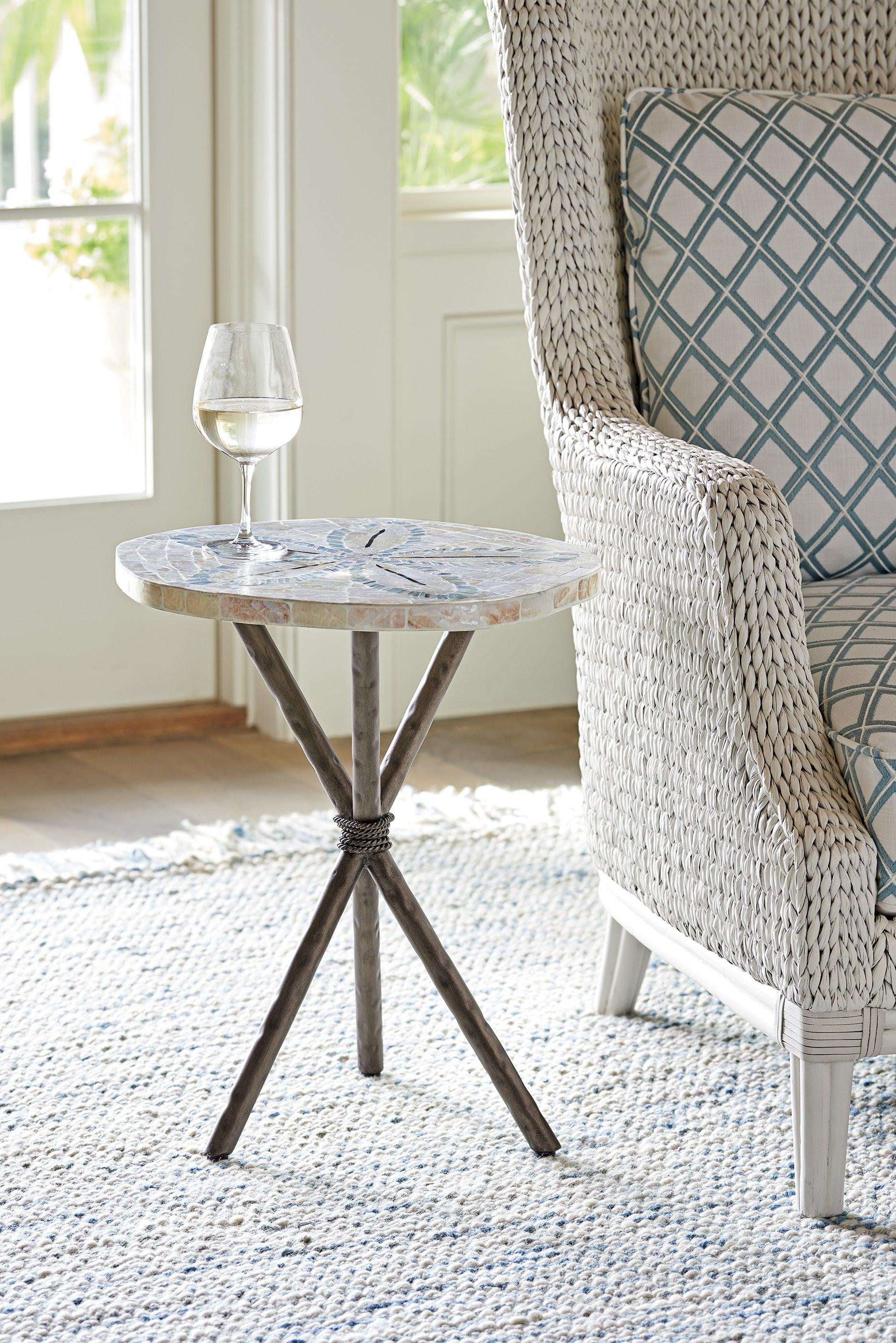 Ocean Breeze Sand Dollar End Table - Remutear