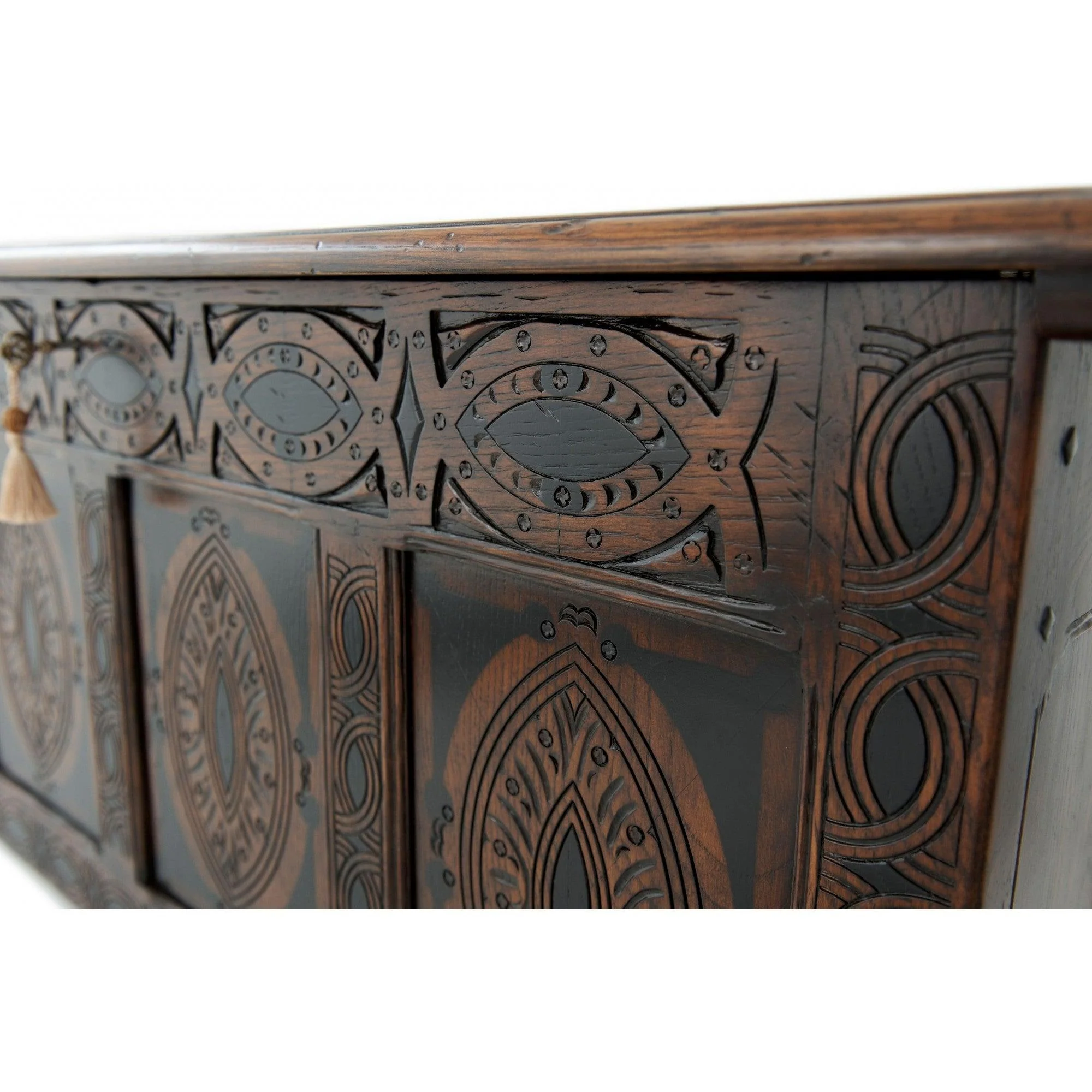 The Washington Chest - Remutear