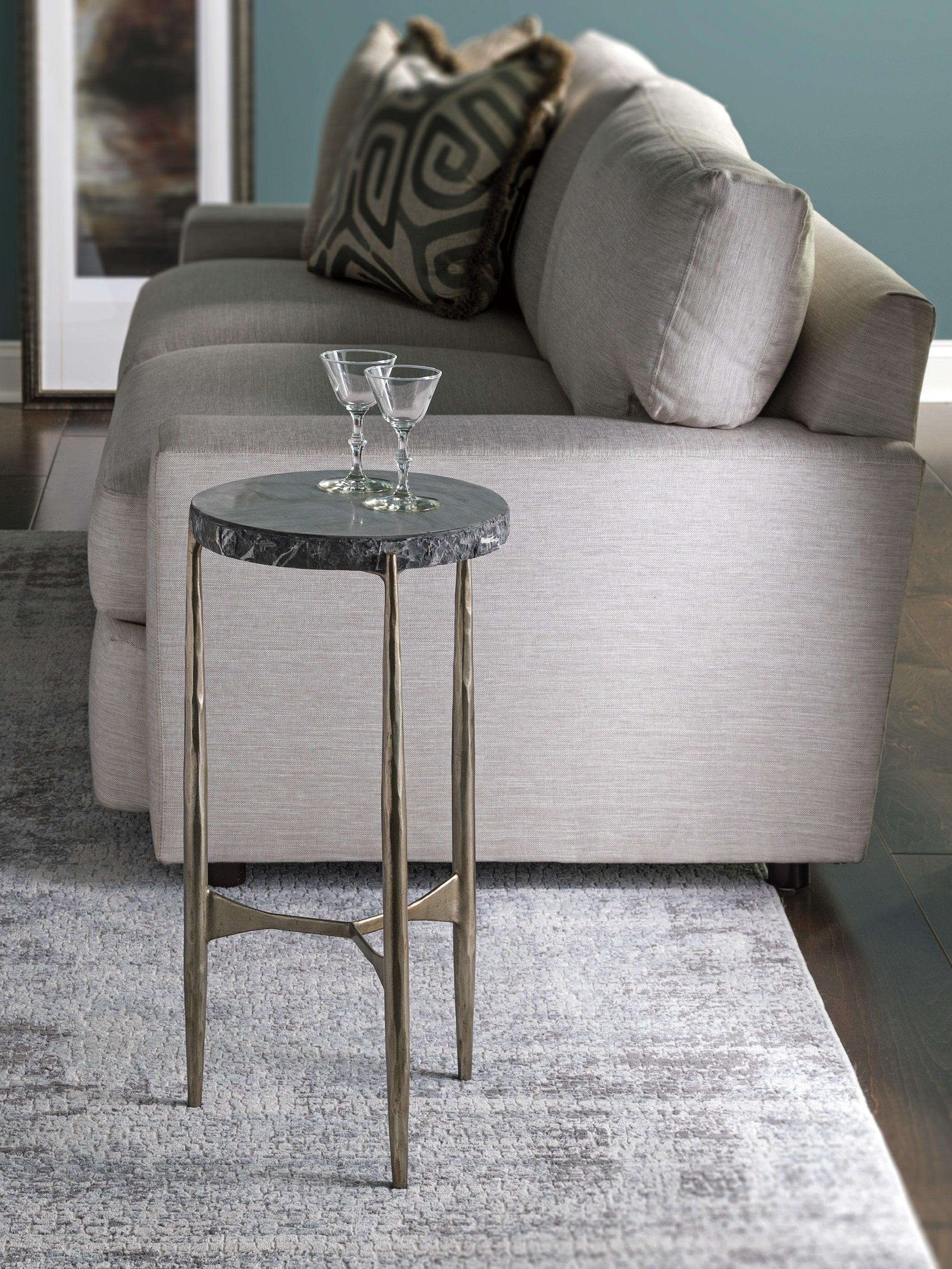 Signature Designs Tybalt Spot Table - Remutear