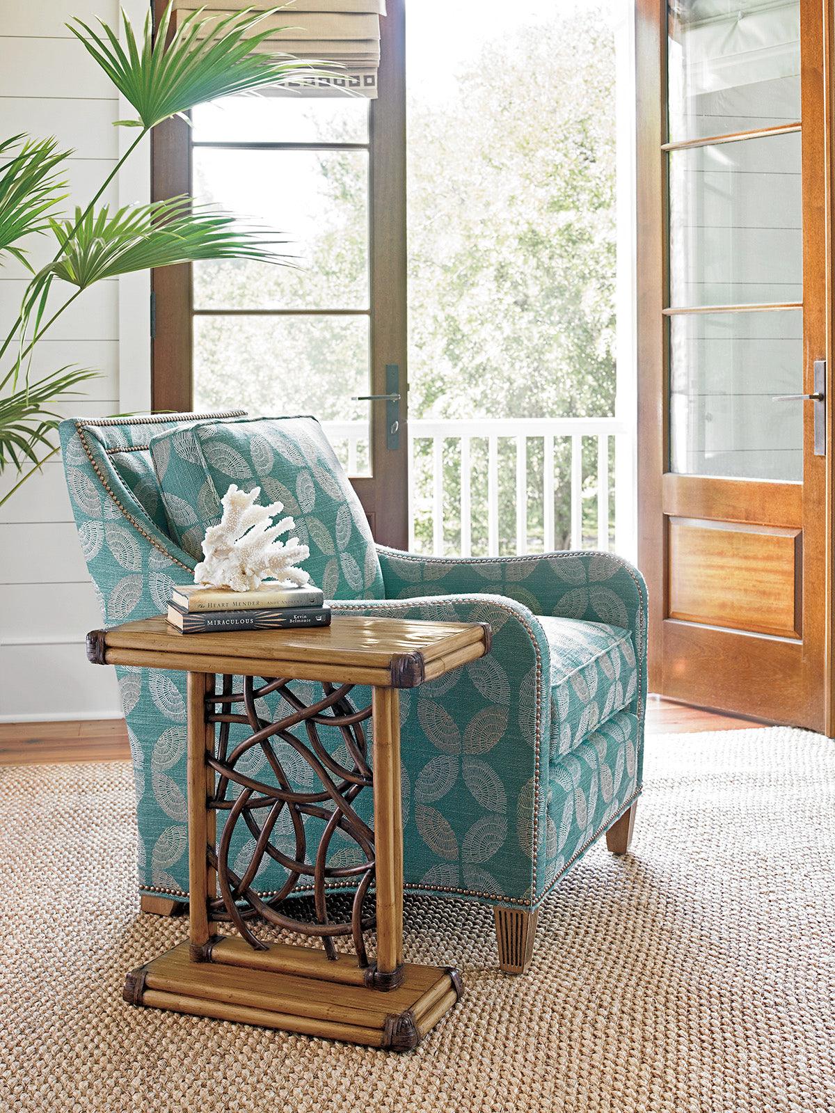 Twin Palms Angler Accent Table - Remutear