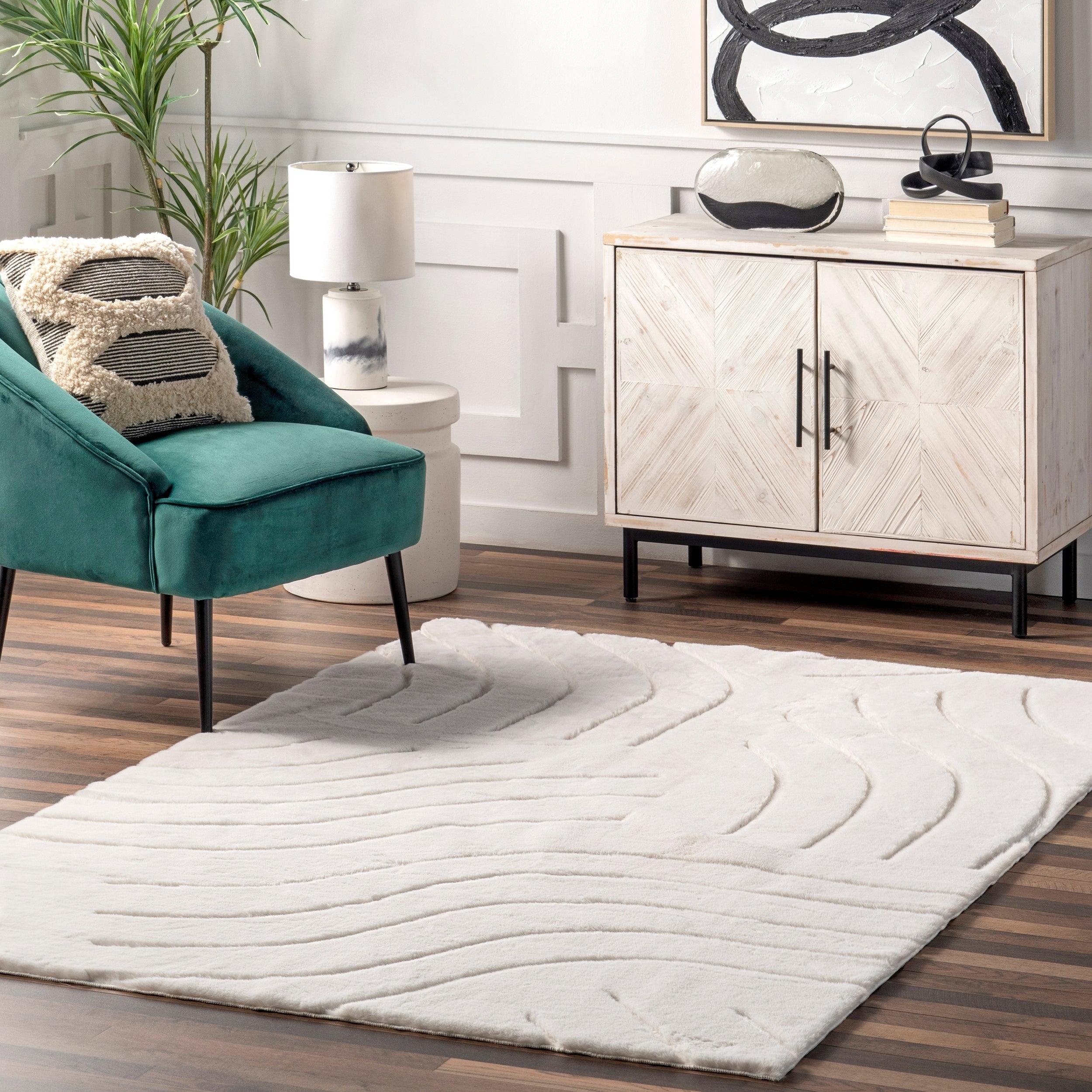 Camari Contemorary Faux Rabbit Machine Washable Area Rug - Remutear