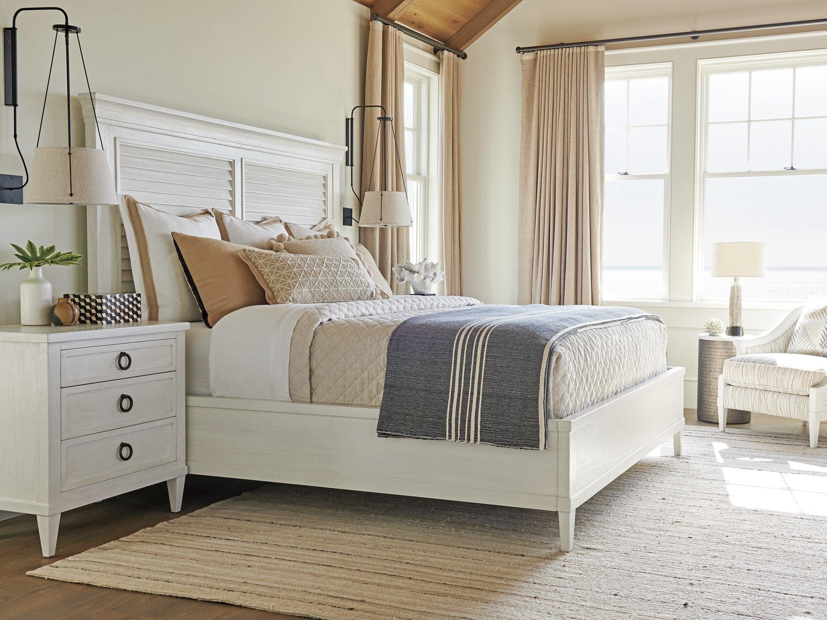 Ocean Breeze Royal Palm Louvered Bed - Remutear