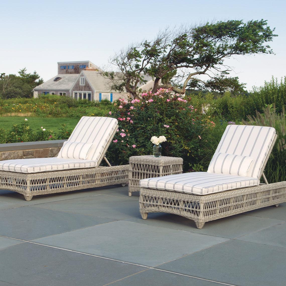 Southampton Chaise Lounge W/Wheels - Remutear