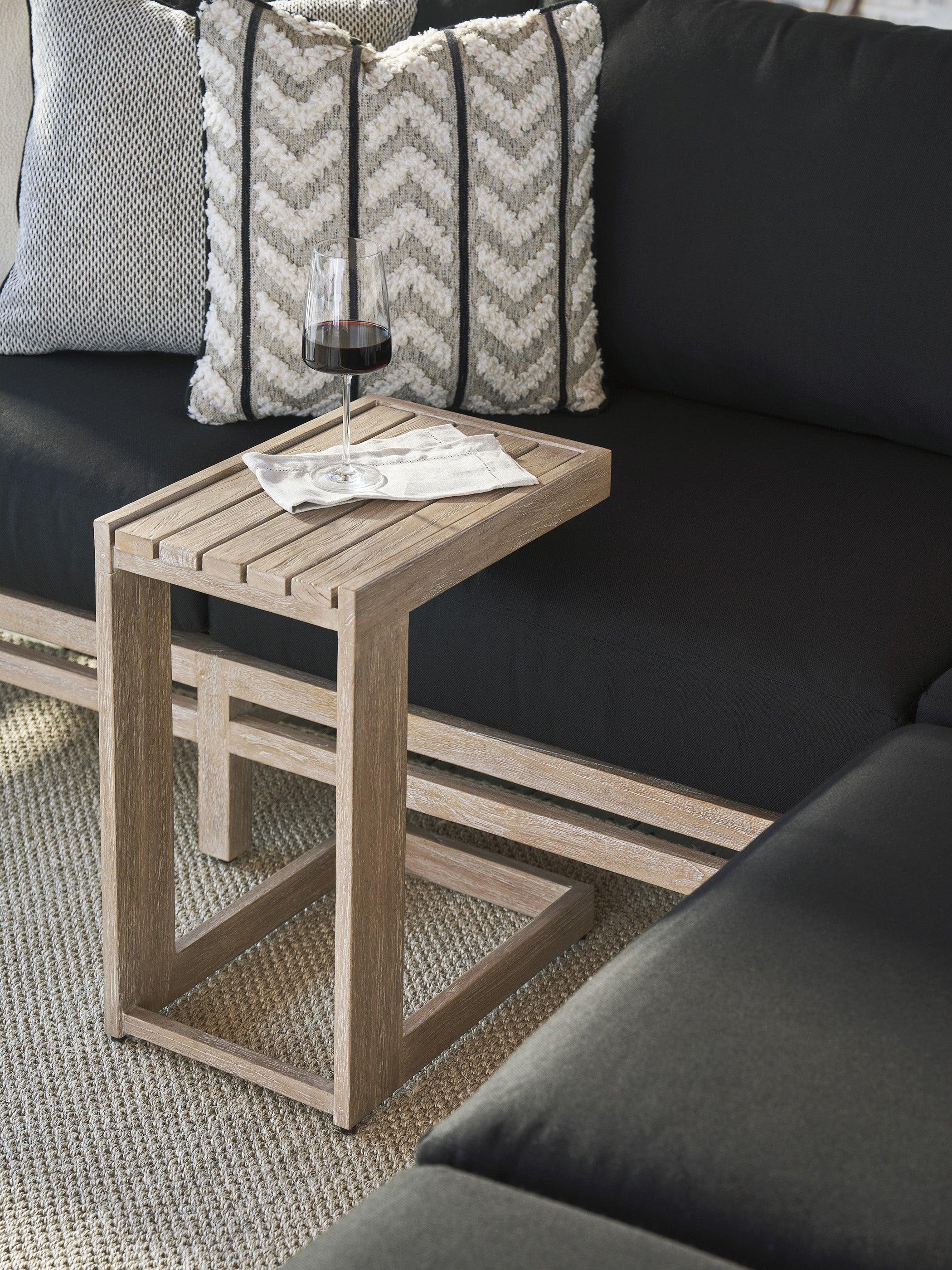 Stillwater Cove Drink Table - Remutear
