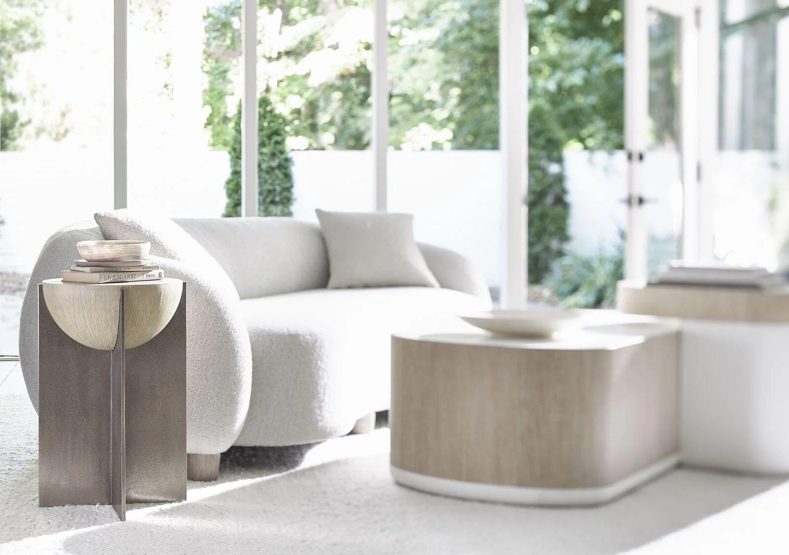 SOLARIA ACCENT TABLE 16