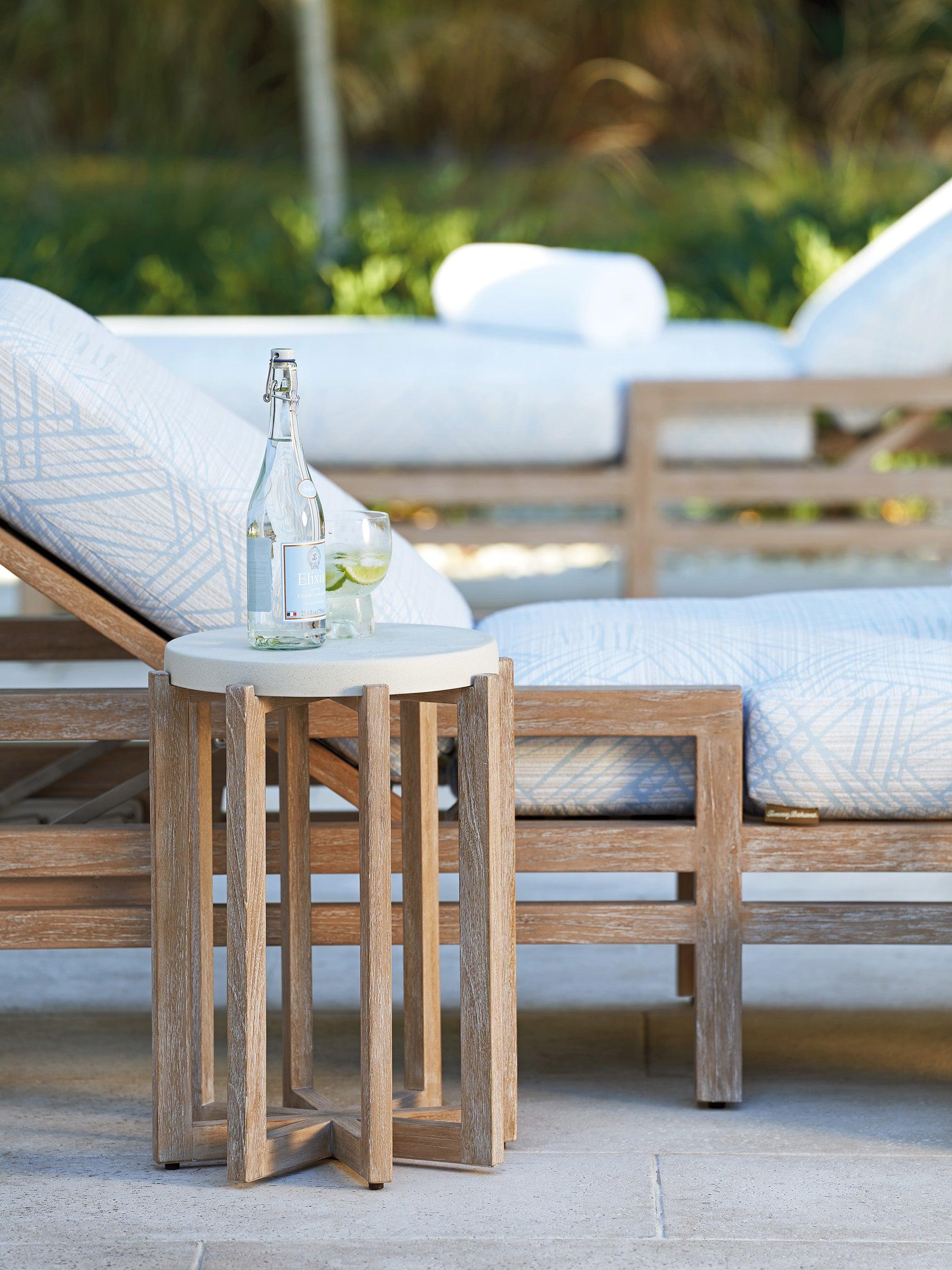 Stillwater Cove Accent Table - Remutear