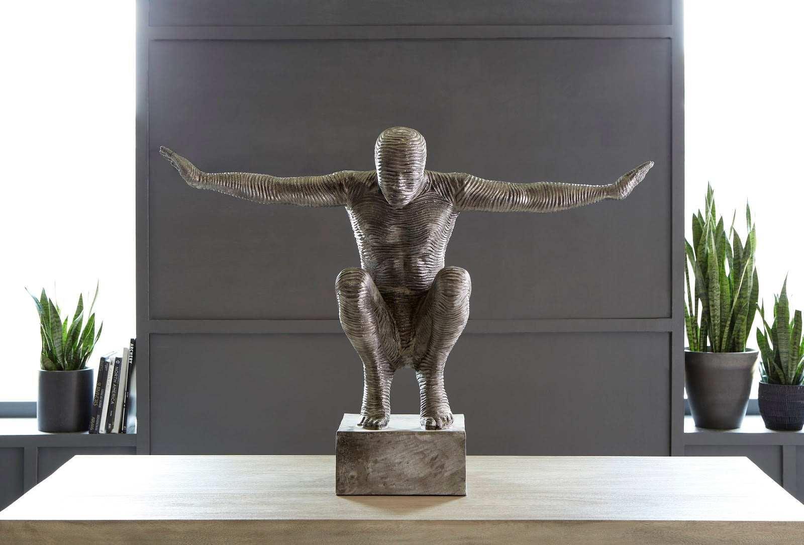 Outstretched Arms Sculpture, Aluminum, Large - Remutear