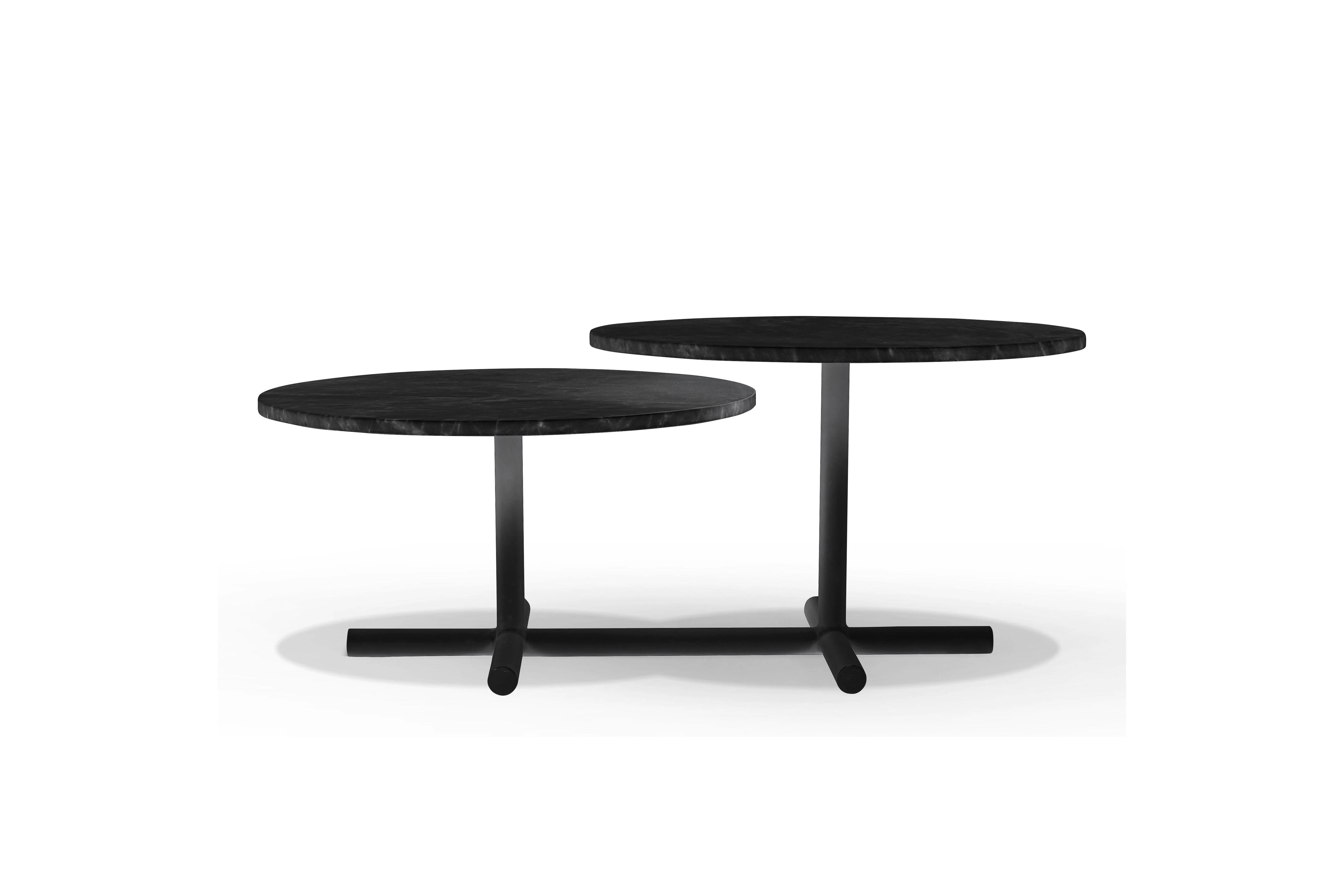 X AND O Coffee Table - Remutear