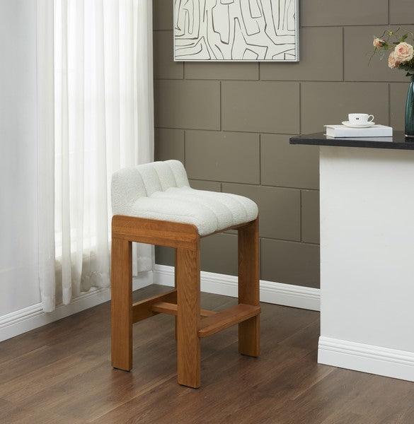 Delphini Boucle Barstool - Remutear