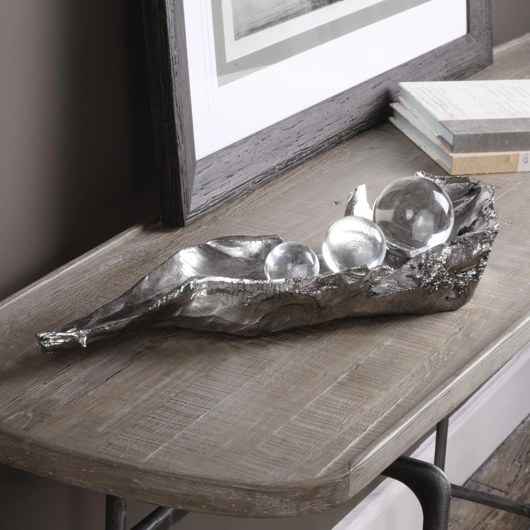 THREE PEAS IN A POD METALLIC SCULPTURE - Remutear