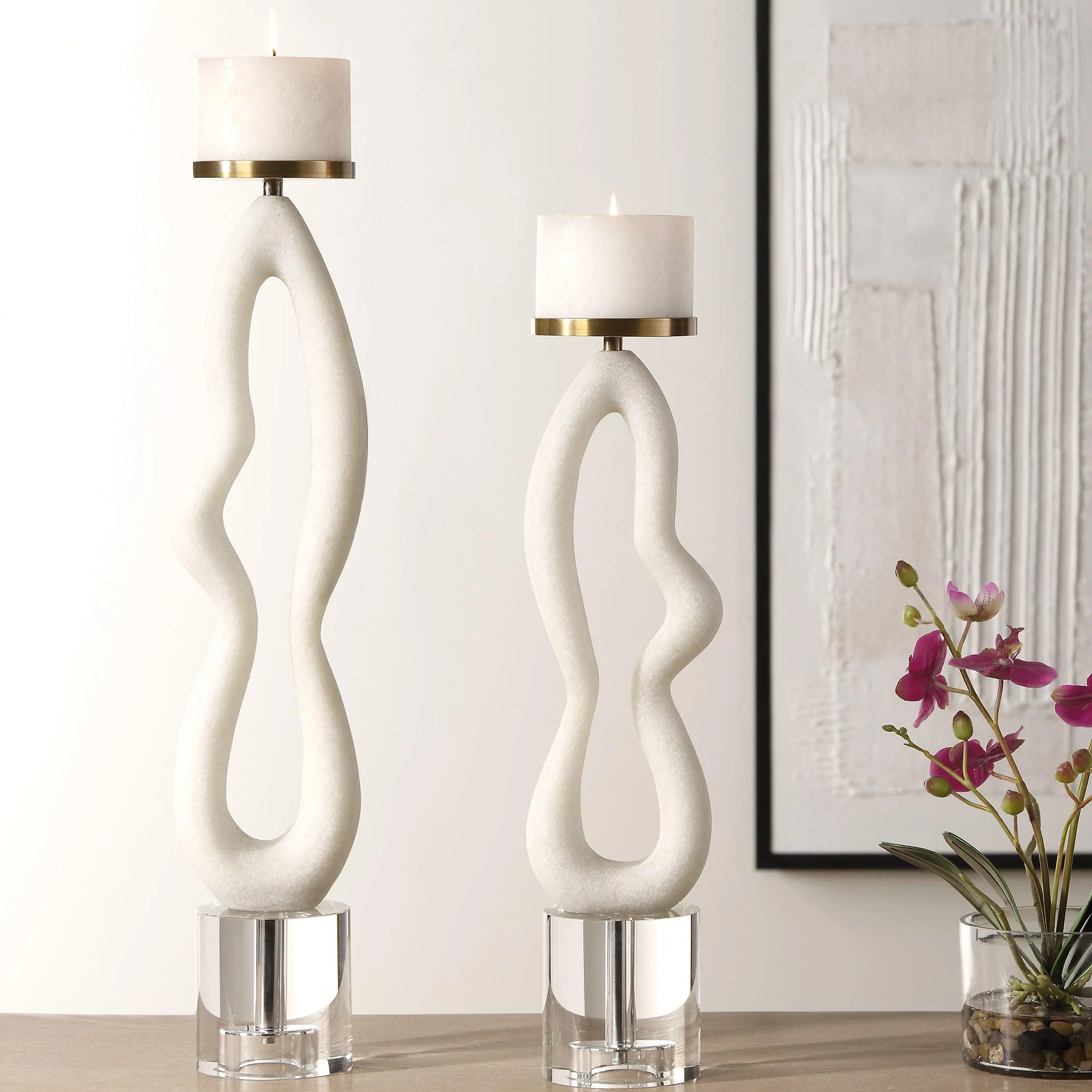 Feamelo Ivory Stone Candleholders, S/2 - Remutear