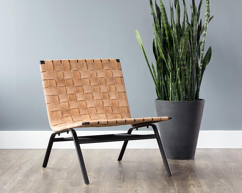 Omari Lounge Chair - Remutear