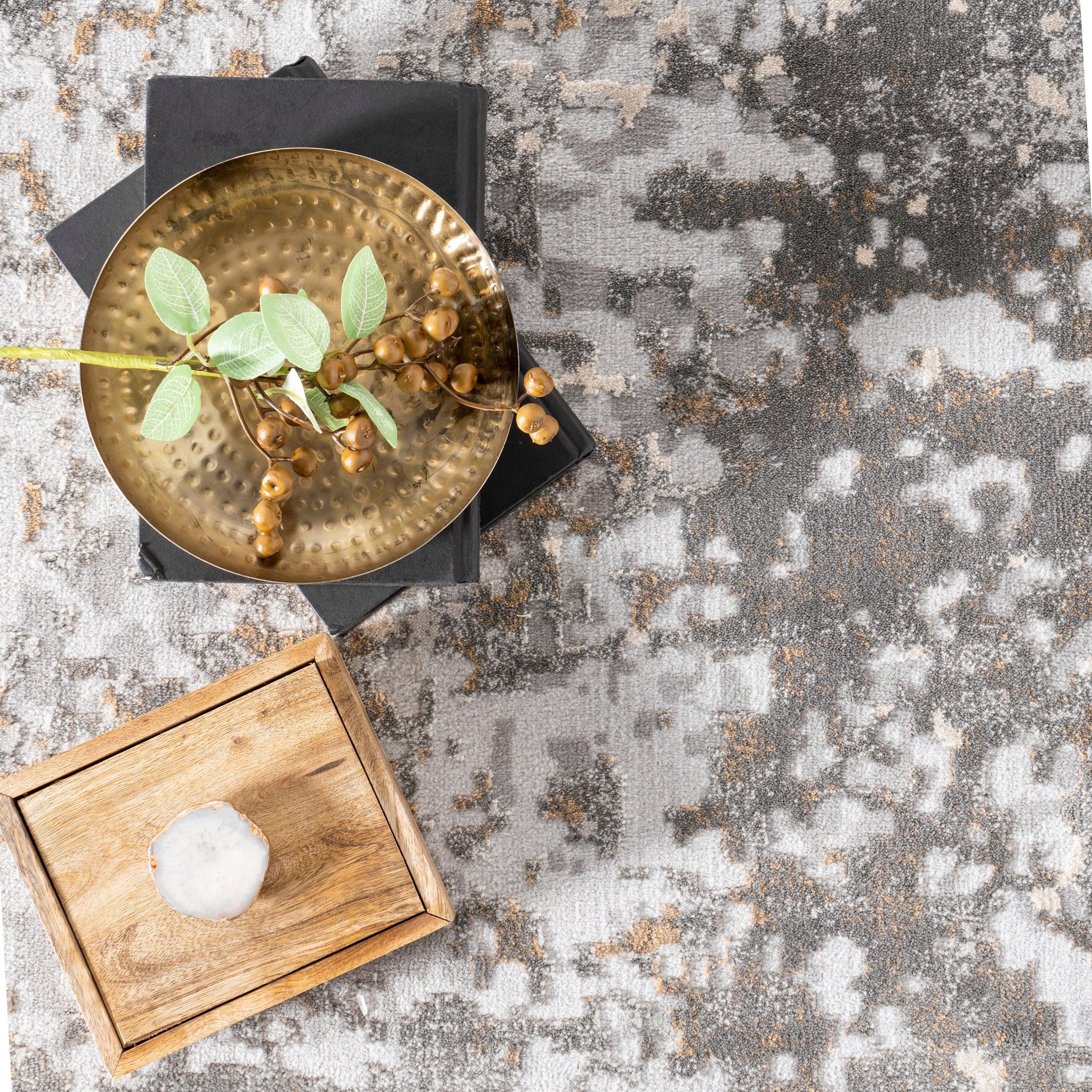 Chastin Modern Abstract Area Rug - Remutear