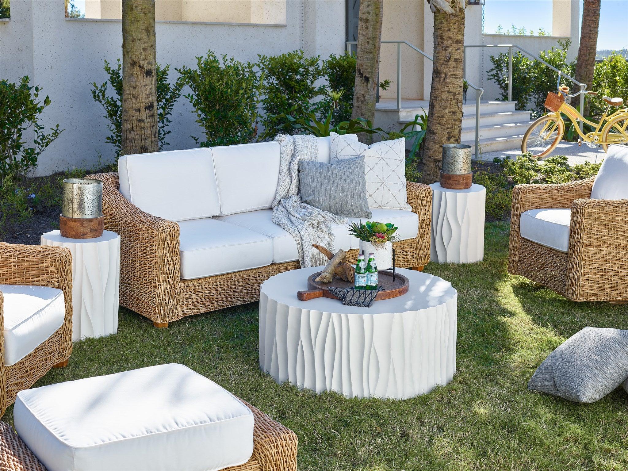 Outdoor Geneva Cast Concrete Cocktail Table - Remutear