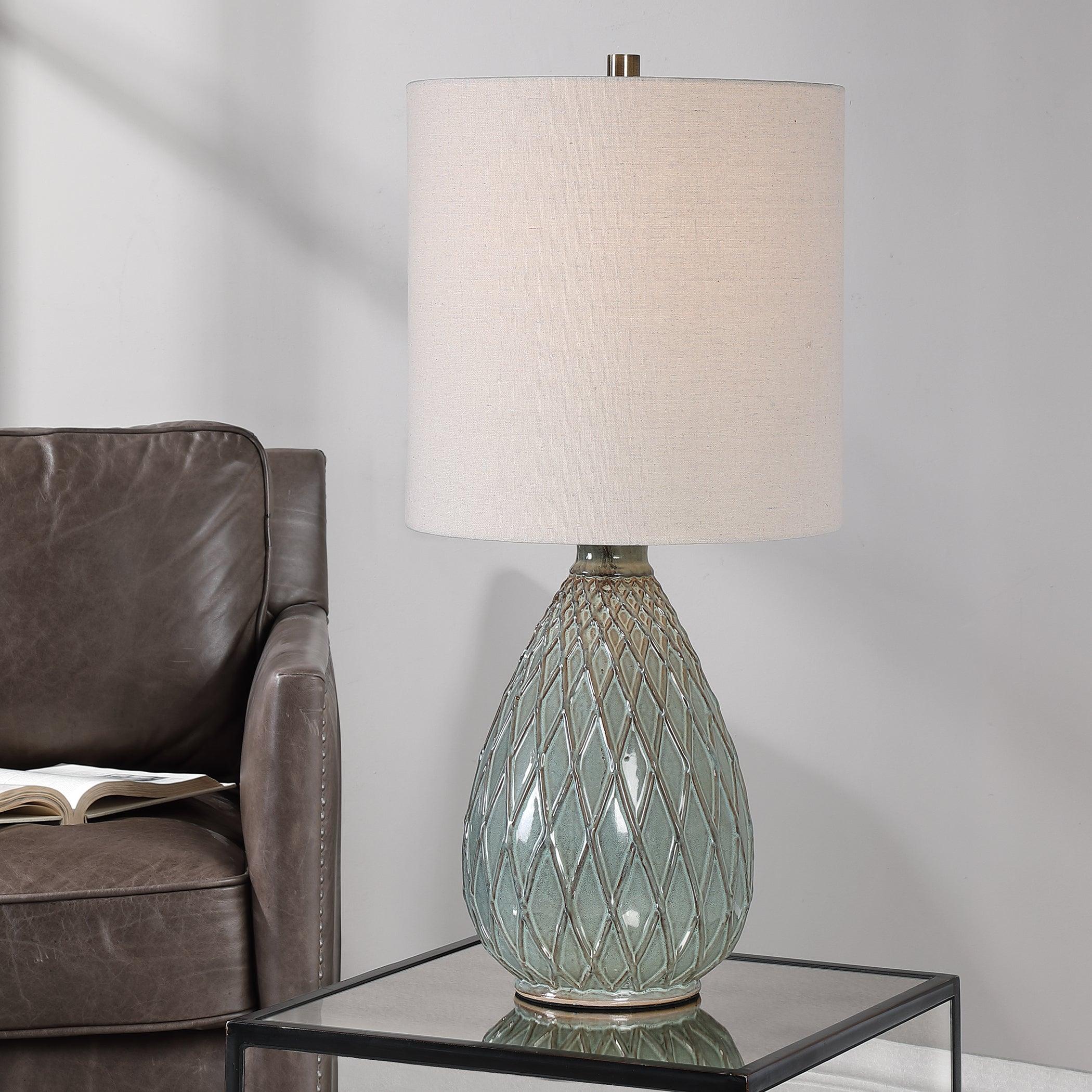 STACEY TABLE LAMP - Remutear