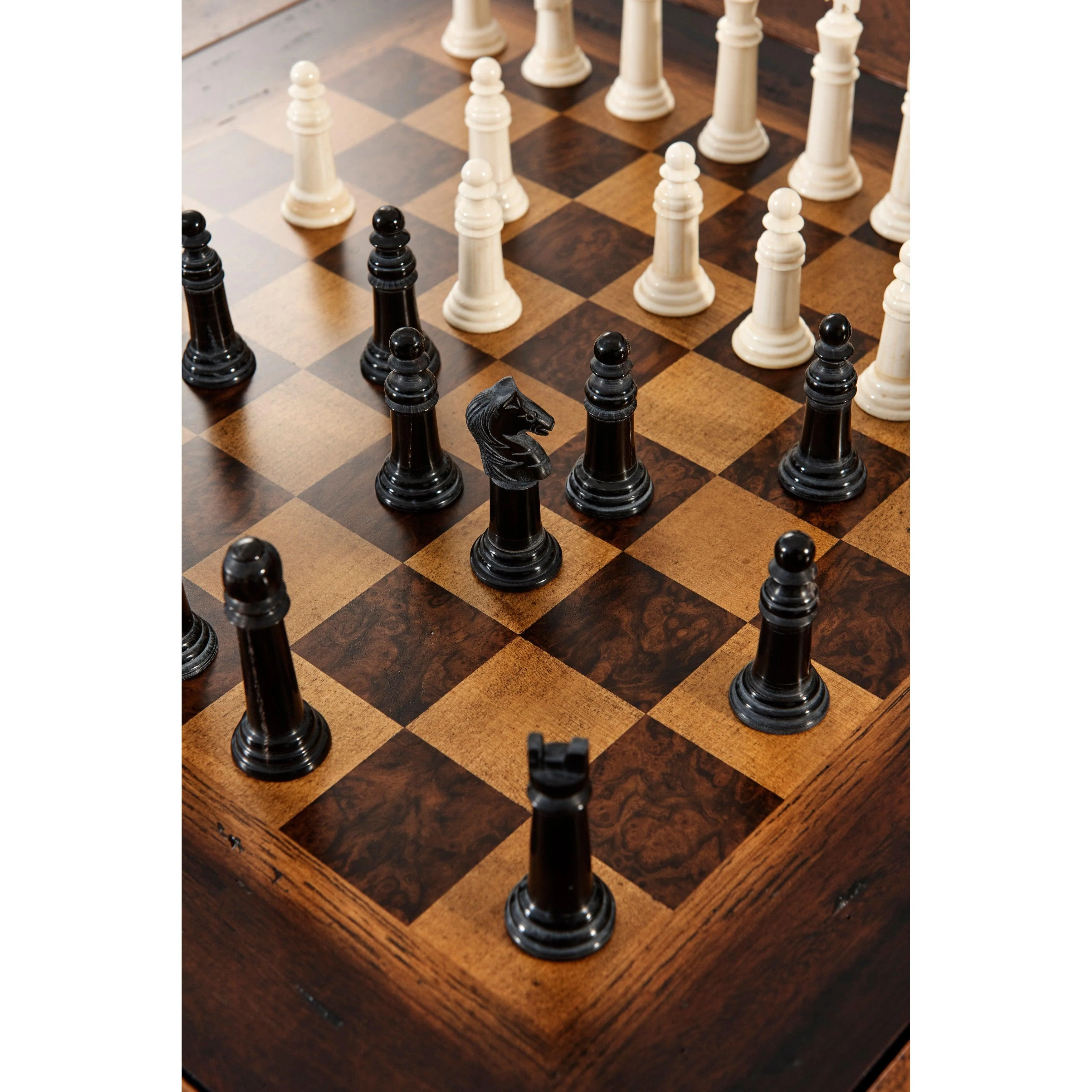 Ellery Game Table - Remutear