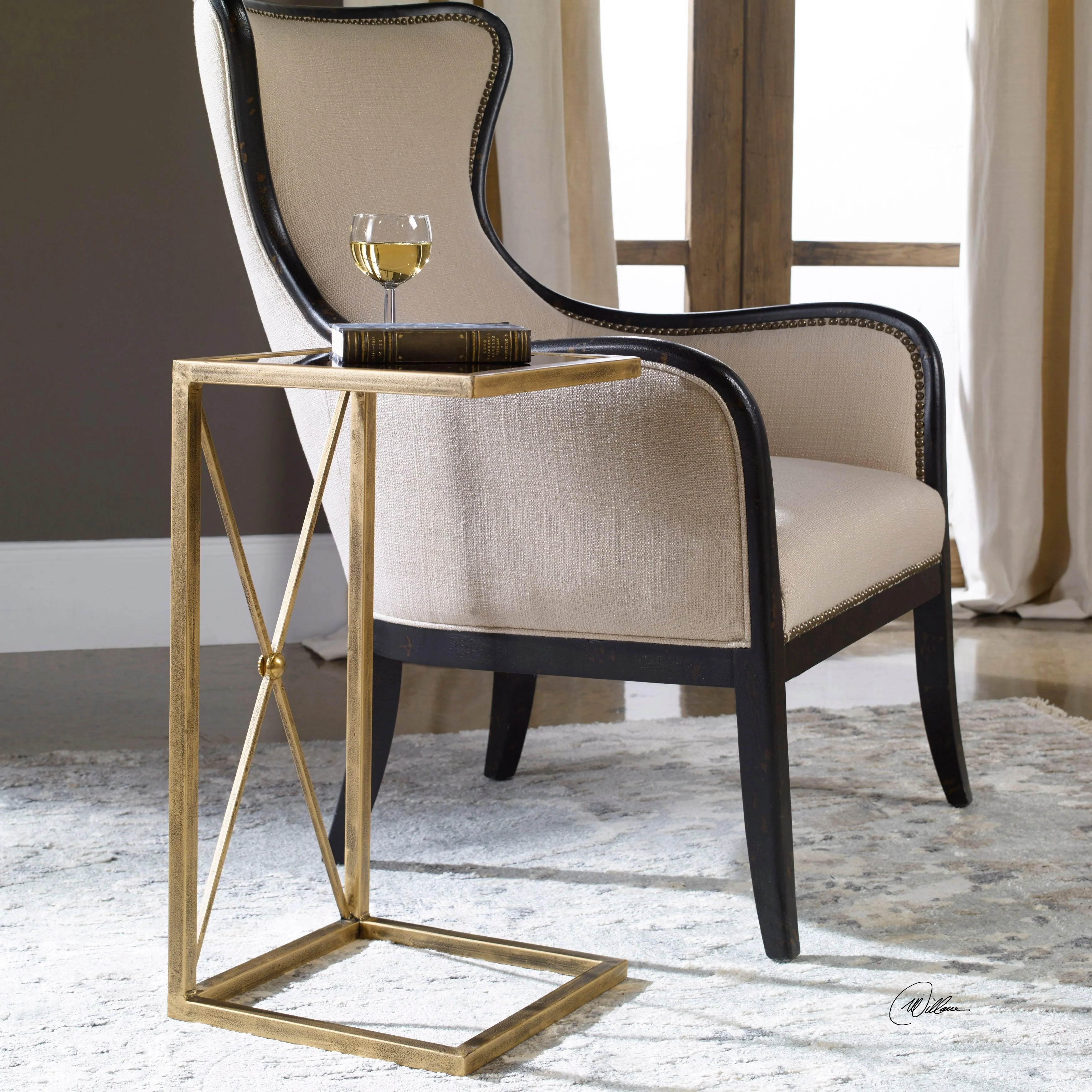 ZAFINA GOLD ACCENT TABLE - Remutear
