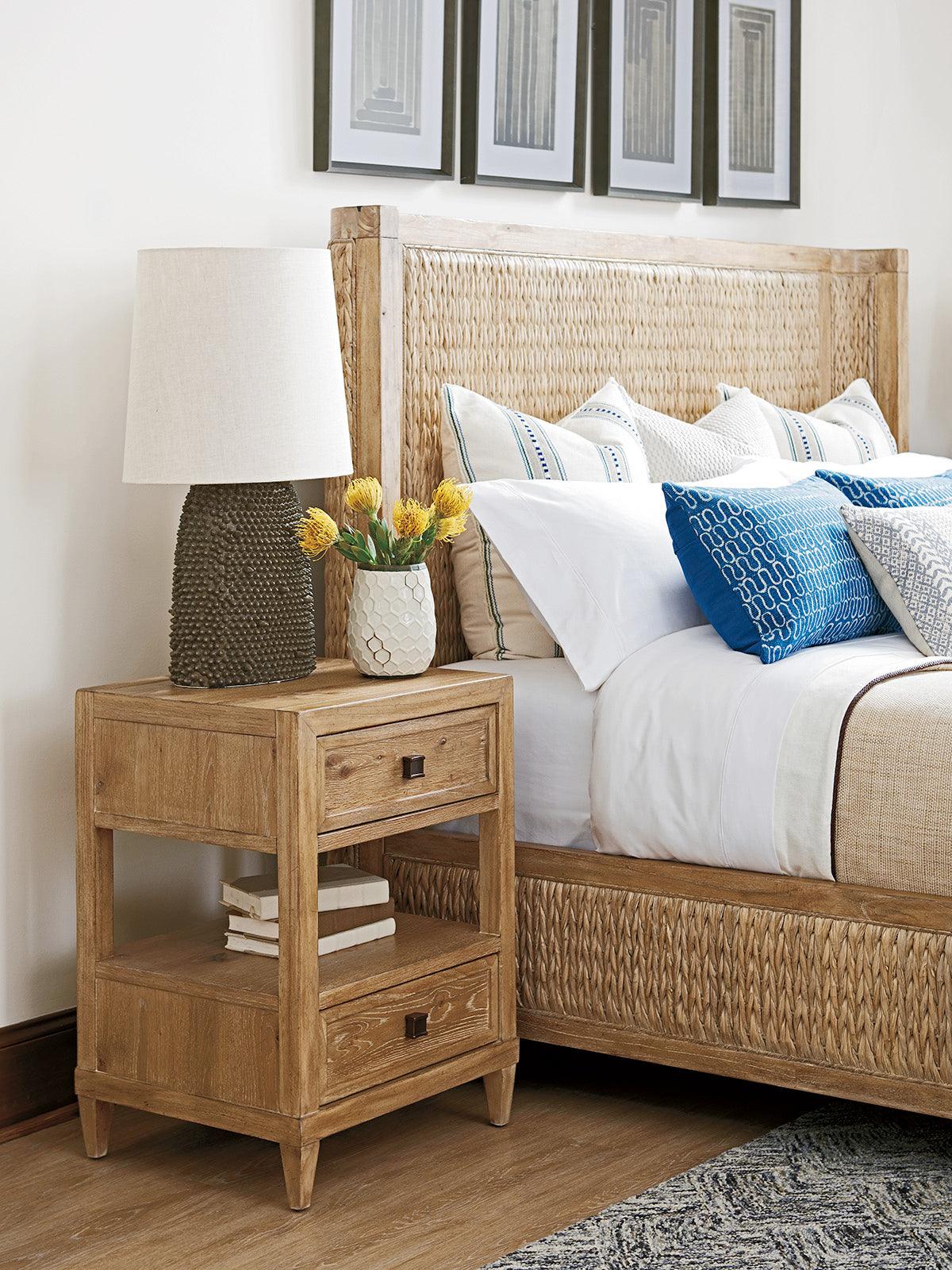 Los Altos Reston Night Table - Remutear
