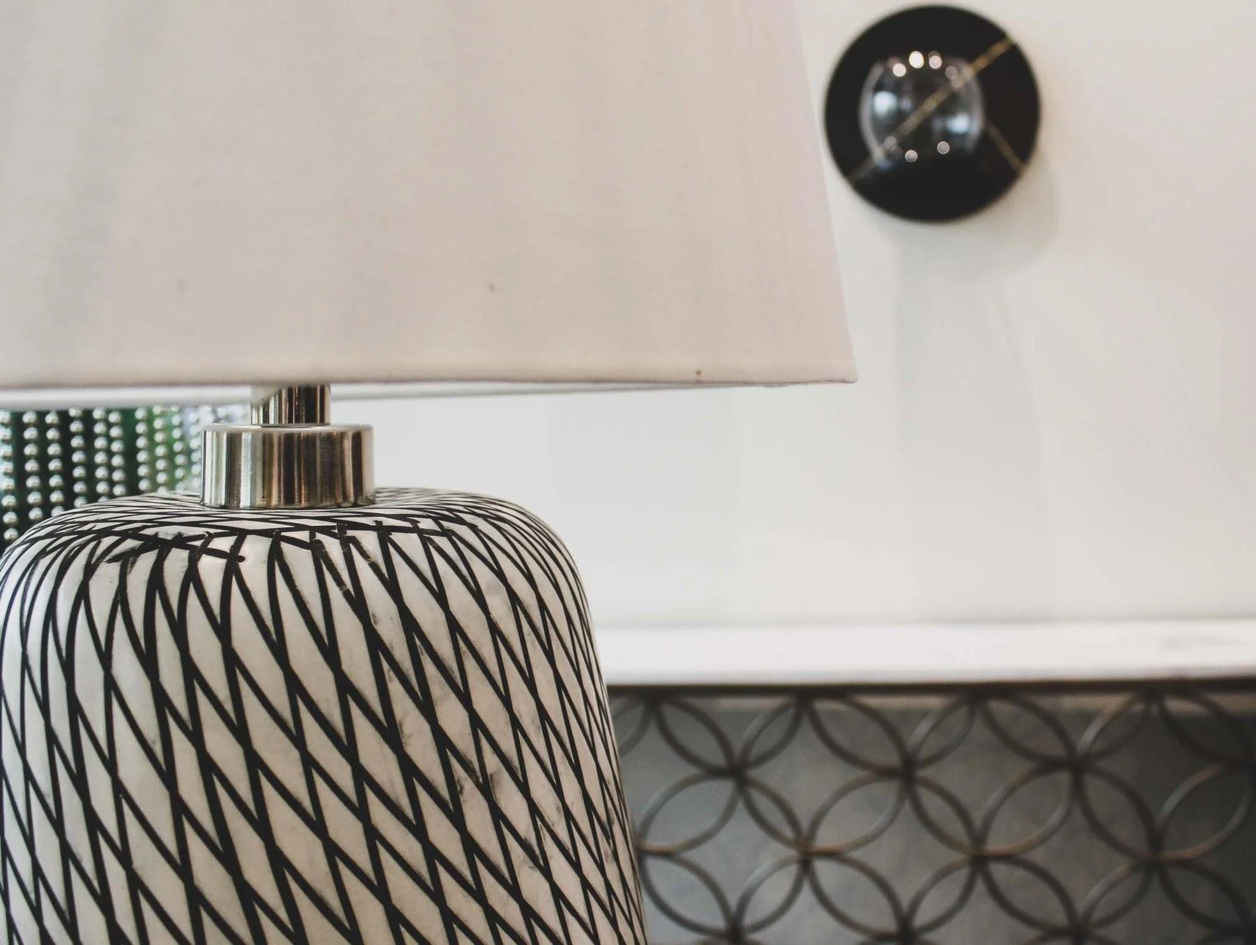 Skye Swirl Lamp - Remutear