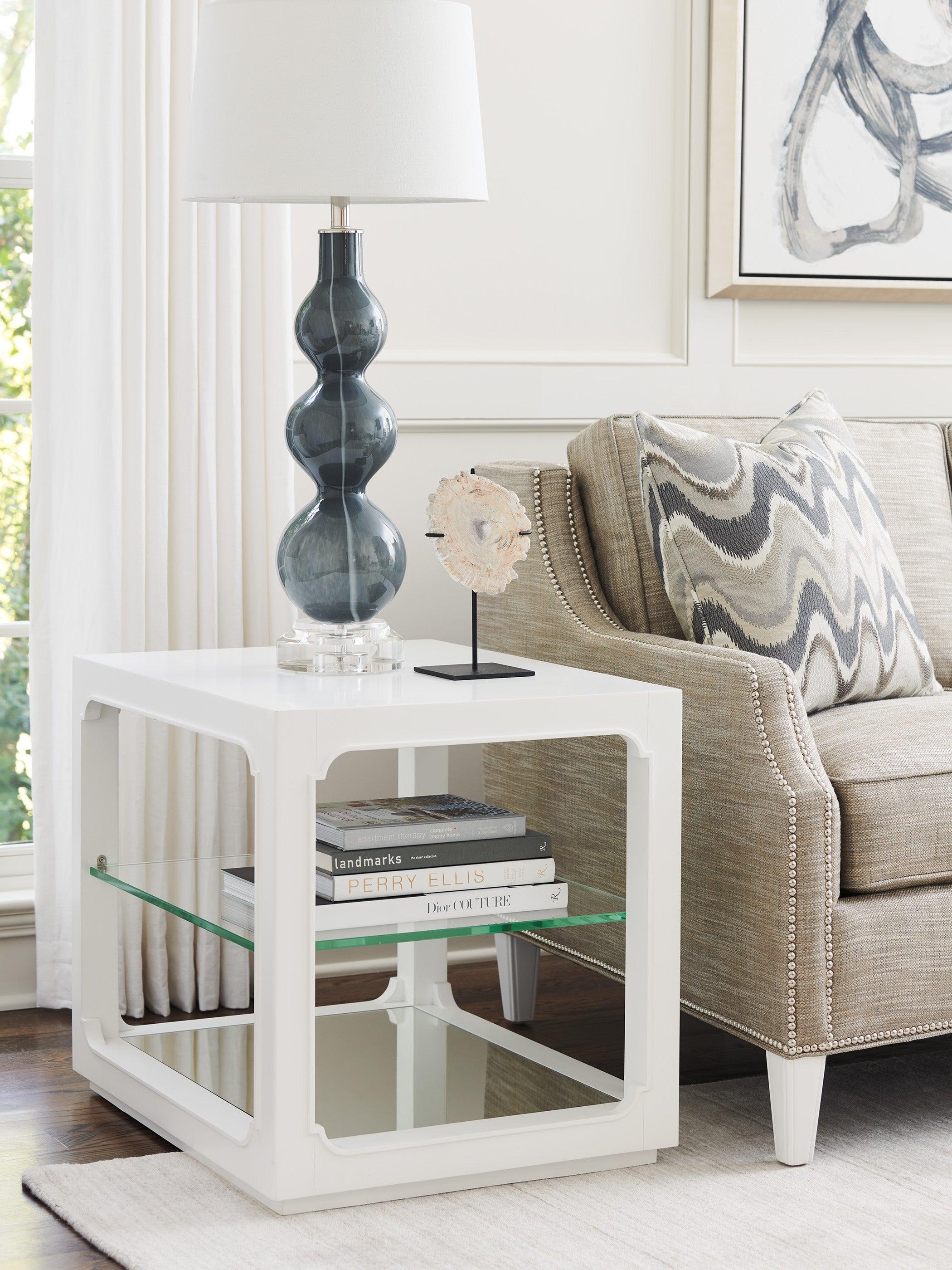 Avondale Glenwood End Table - Remutear