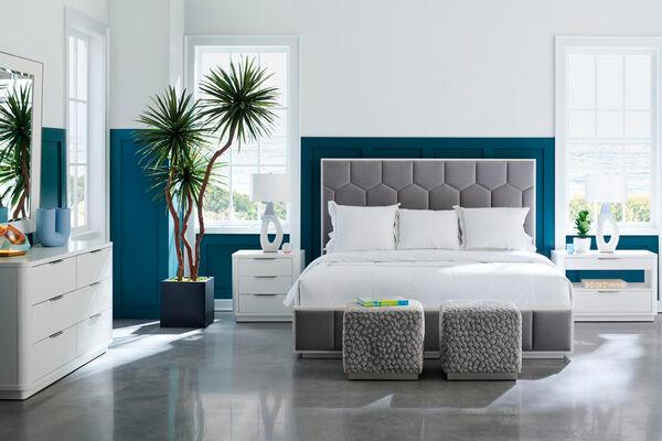 LOVING TOUCH DRESSER - Remutear