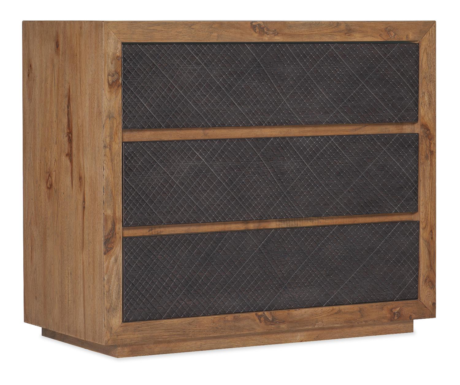 Big Sky Bachelors Nightstand - Remutear