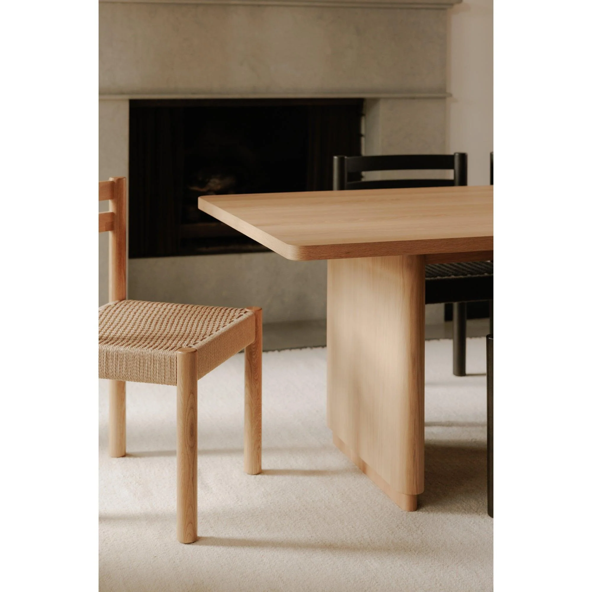 Round Off Dining Table Small Oak - Remutear
