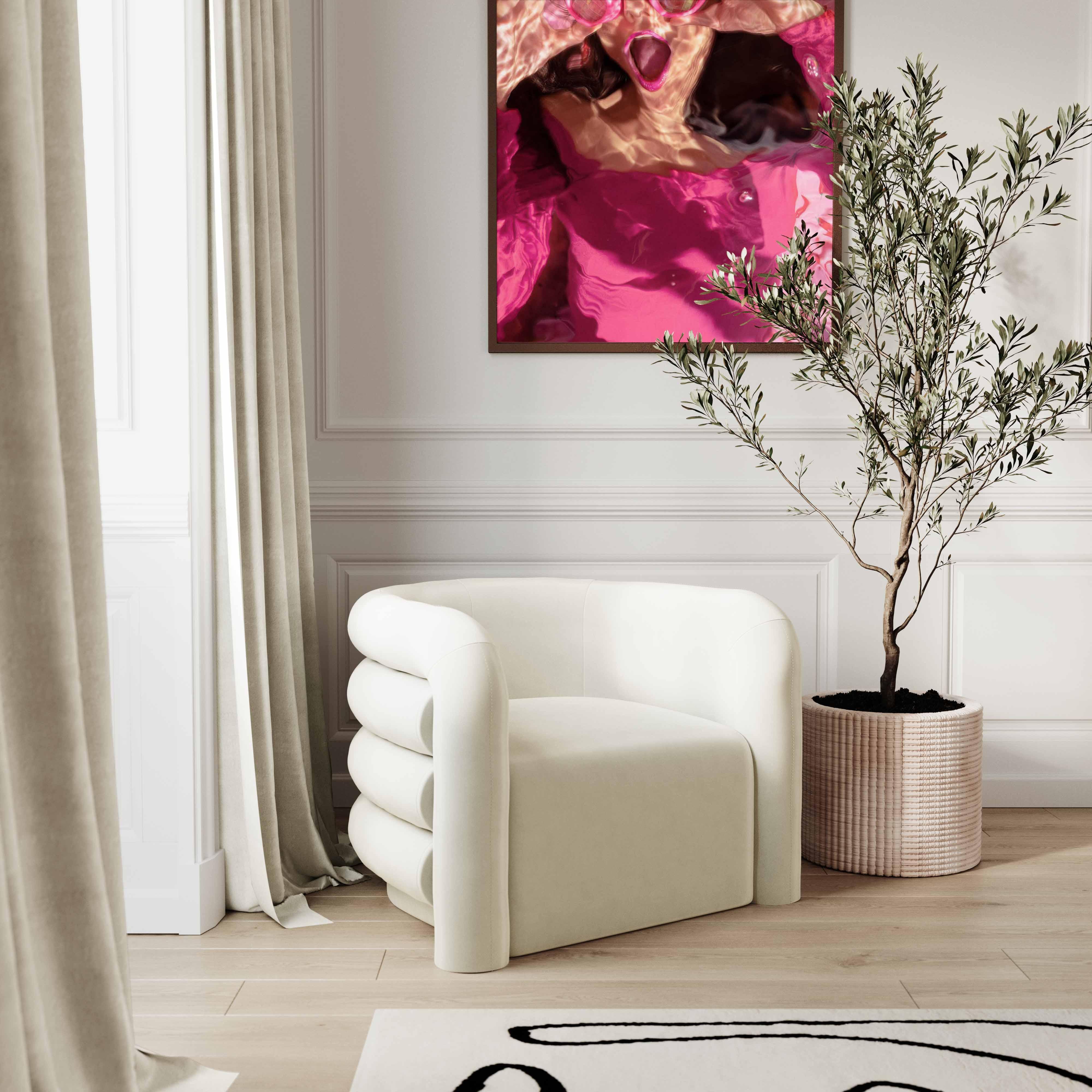Curves Cream Velvet Lounge Chair - Remutear