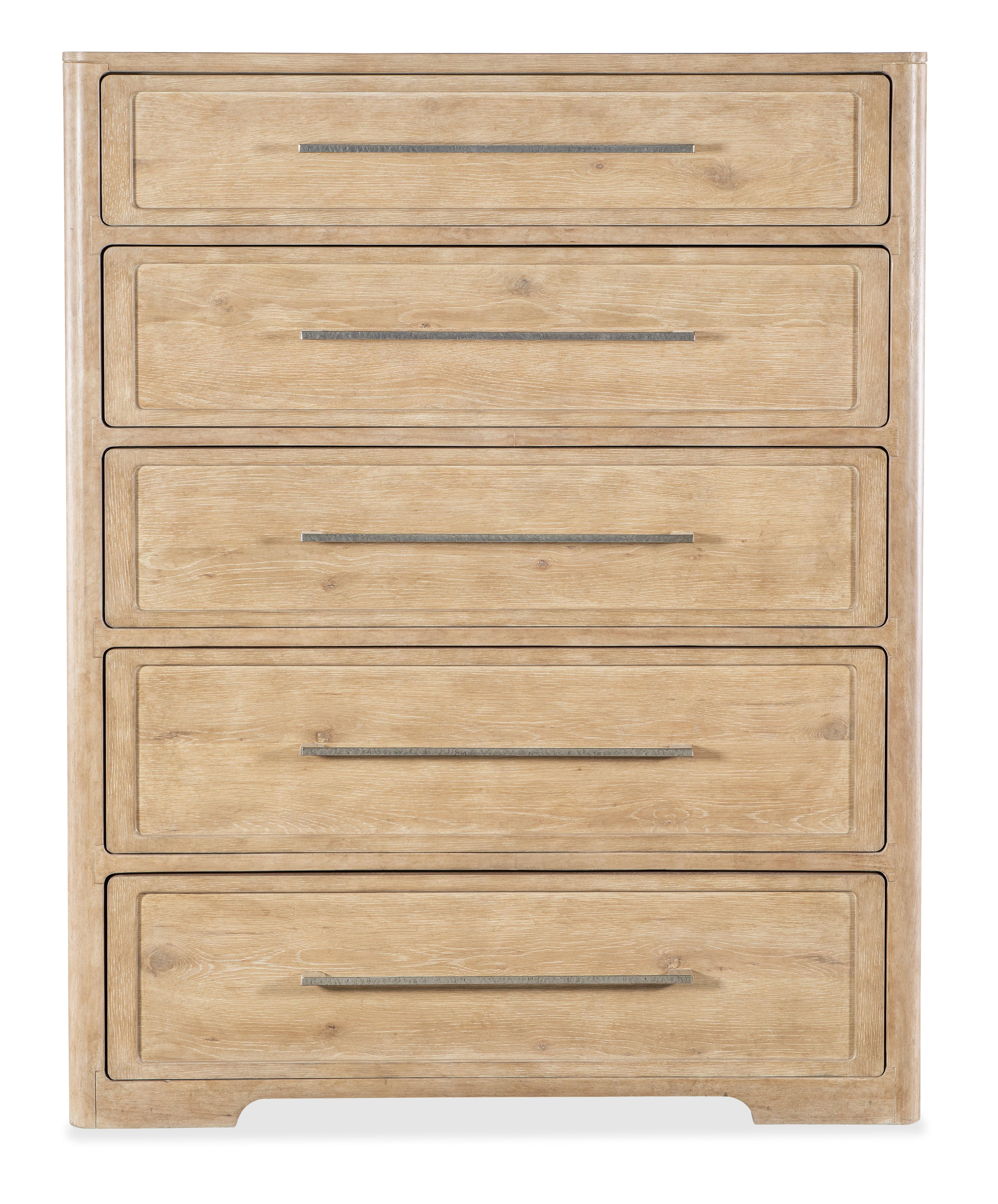 Retreat Five-Drawer Chest - Remutear