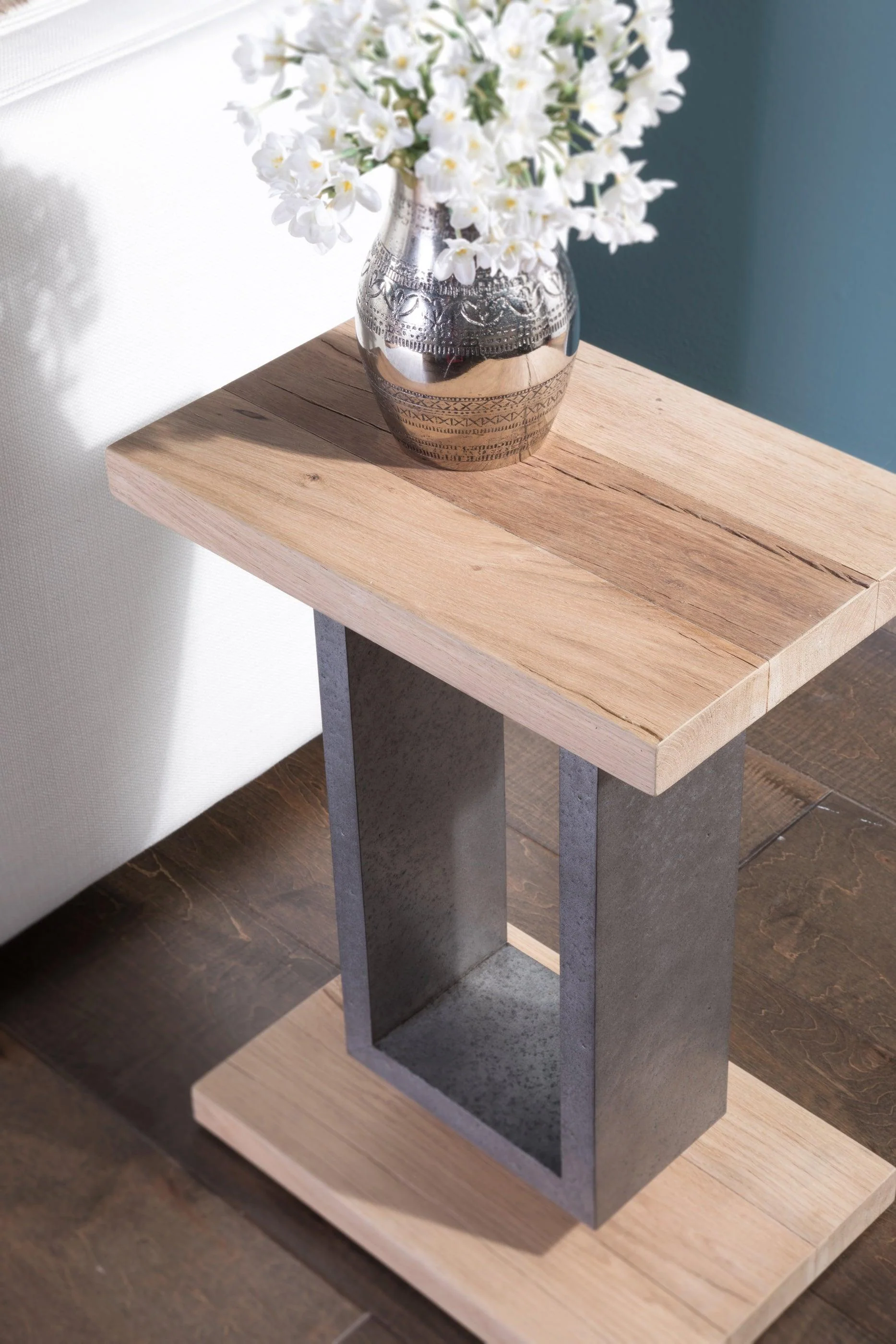 Verite Rectangular Spot Table - Remutear