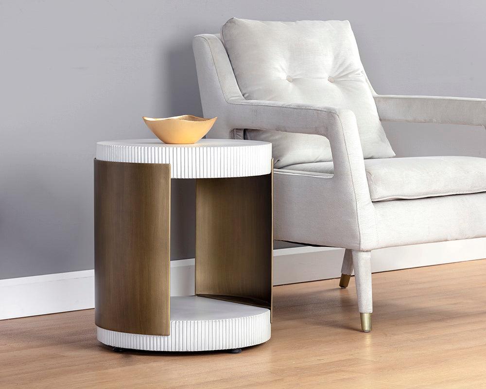 Cavette End Table - Remutear