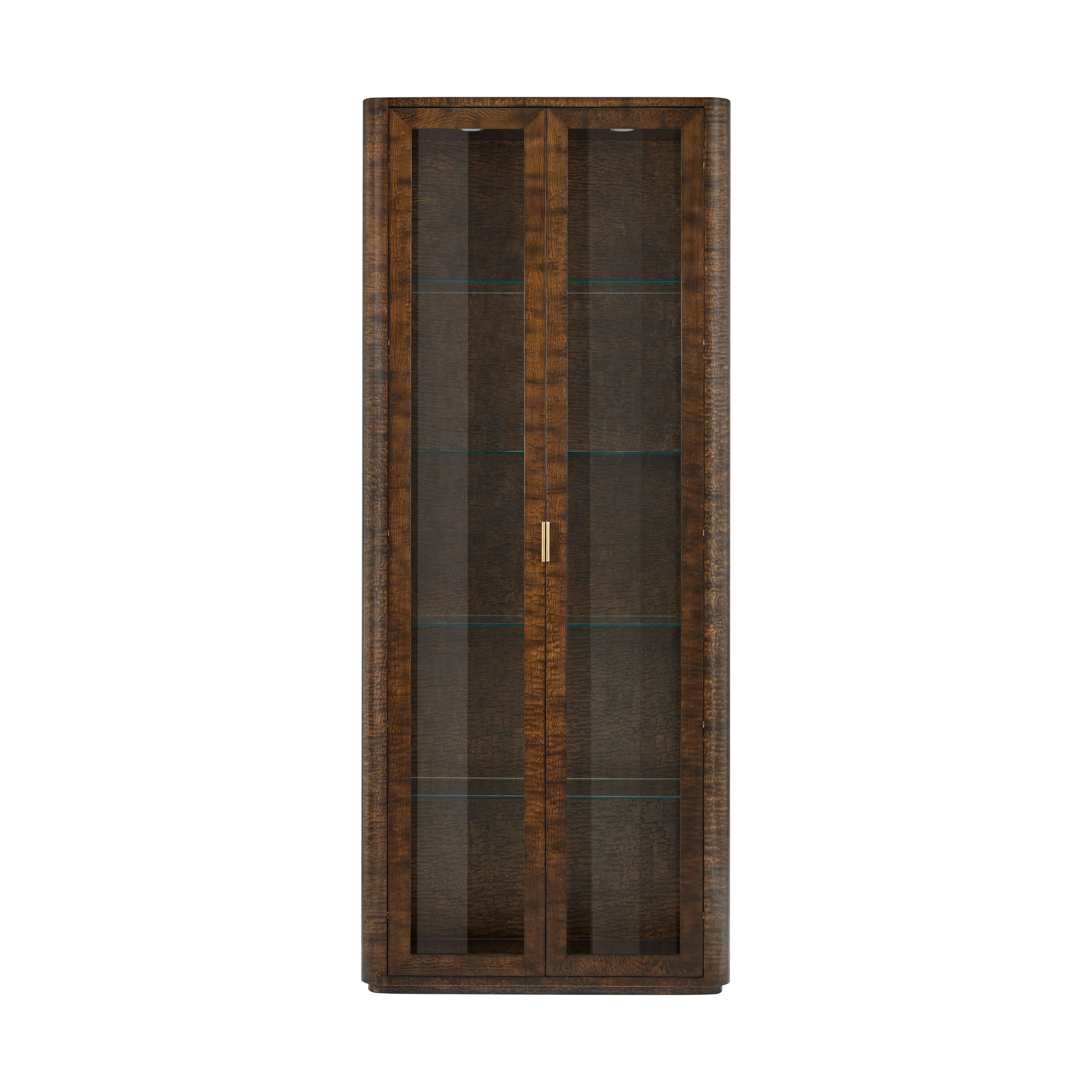 Kesden Curio Cabinet - Remutear