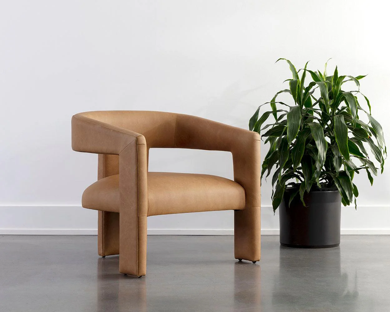 Cobourg Lounge Chair - Remutear