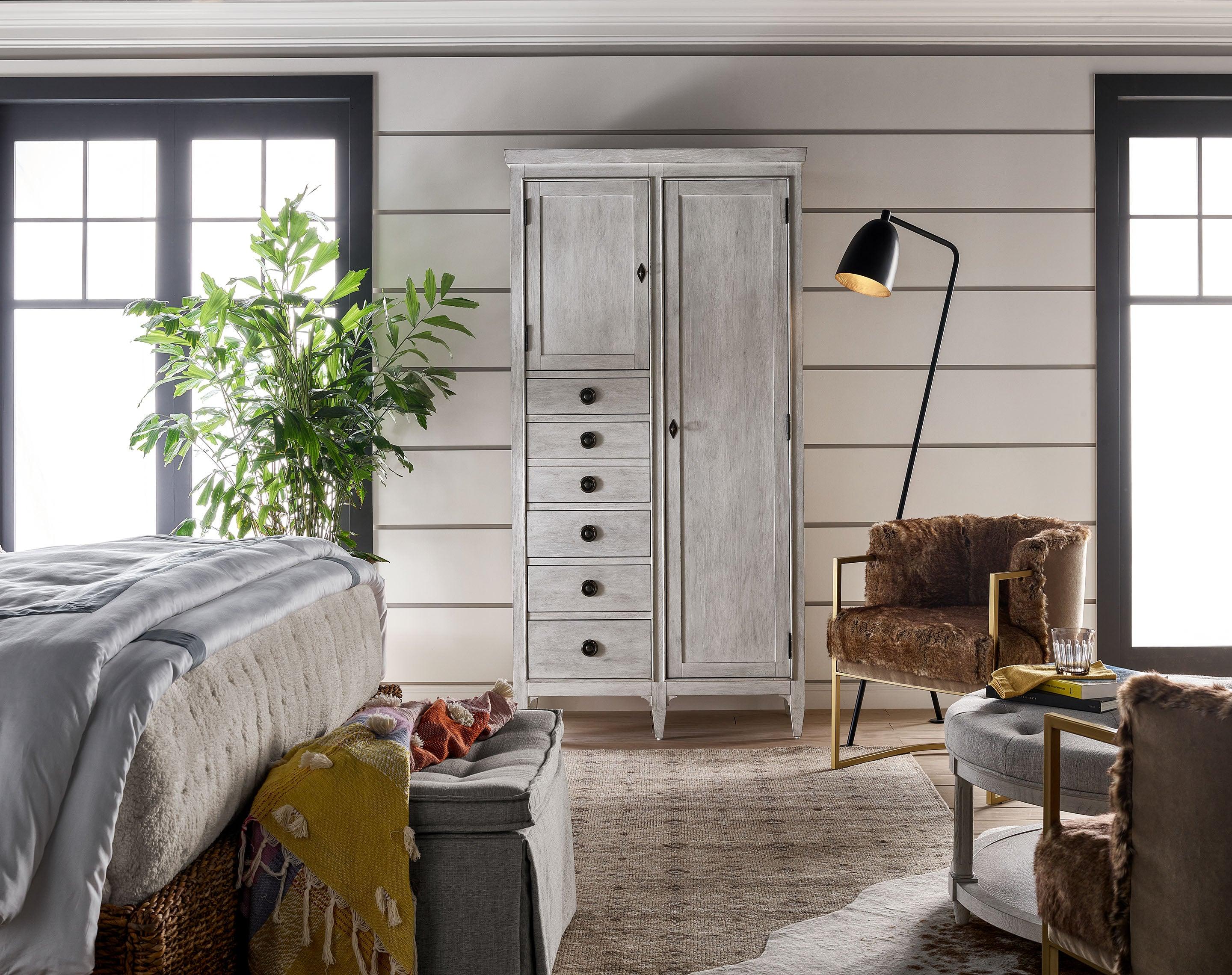 Past Forward Asher Cabinet - Remutear