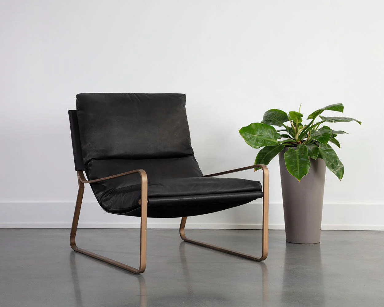 Zancor Lounge Chair - Remutear