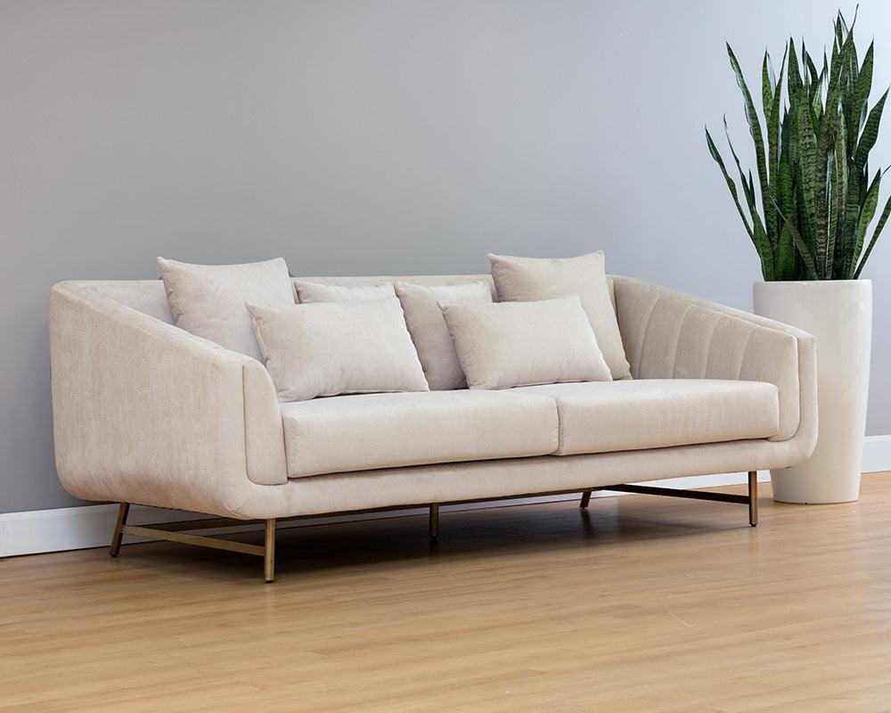 Veera Sofa - Remutear