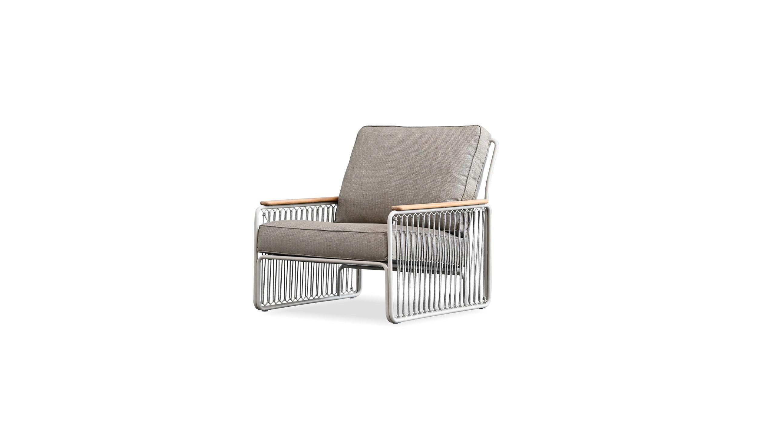 LUCERNE Lounge Chair - Remutear