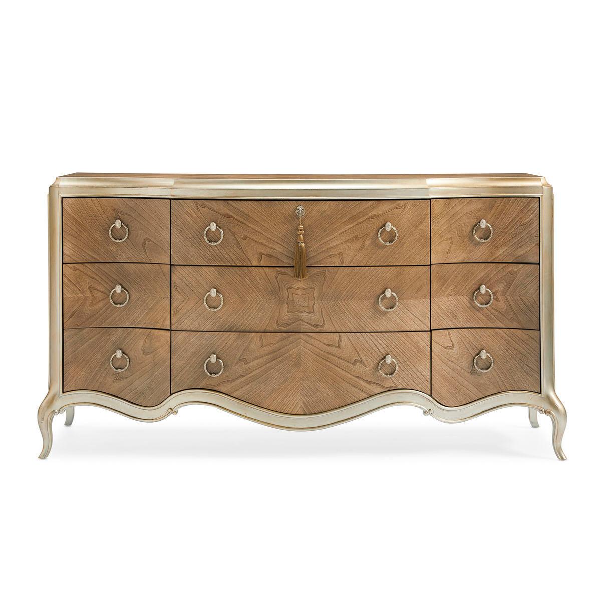 TRIPLE DRESSER - Remutear