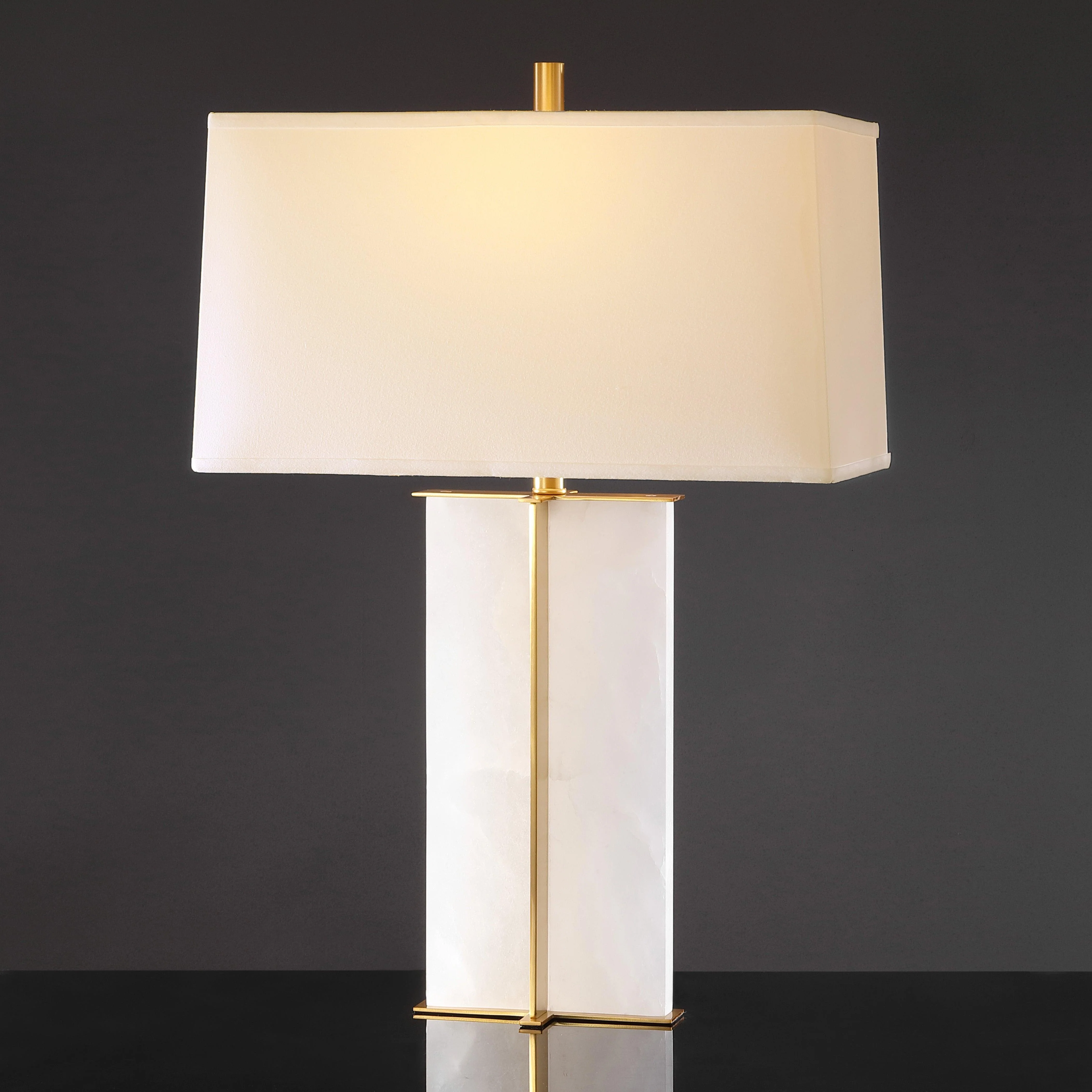 NATALEE MARBLE TABLE LAMP - Remutear