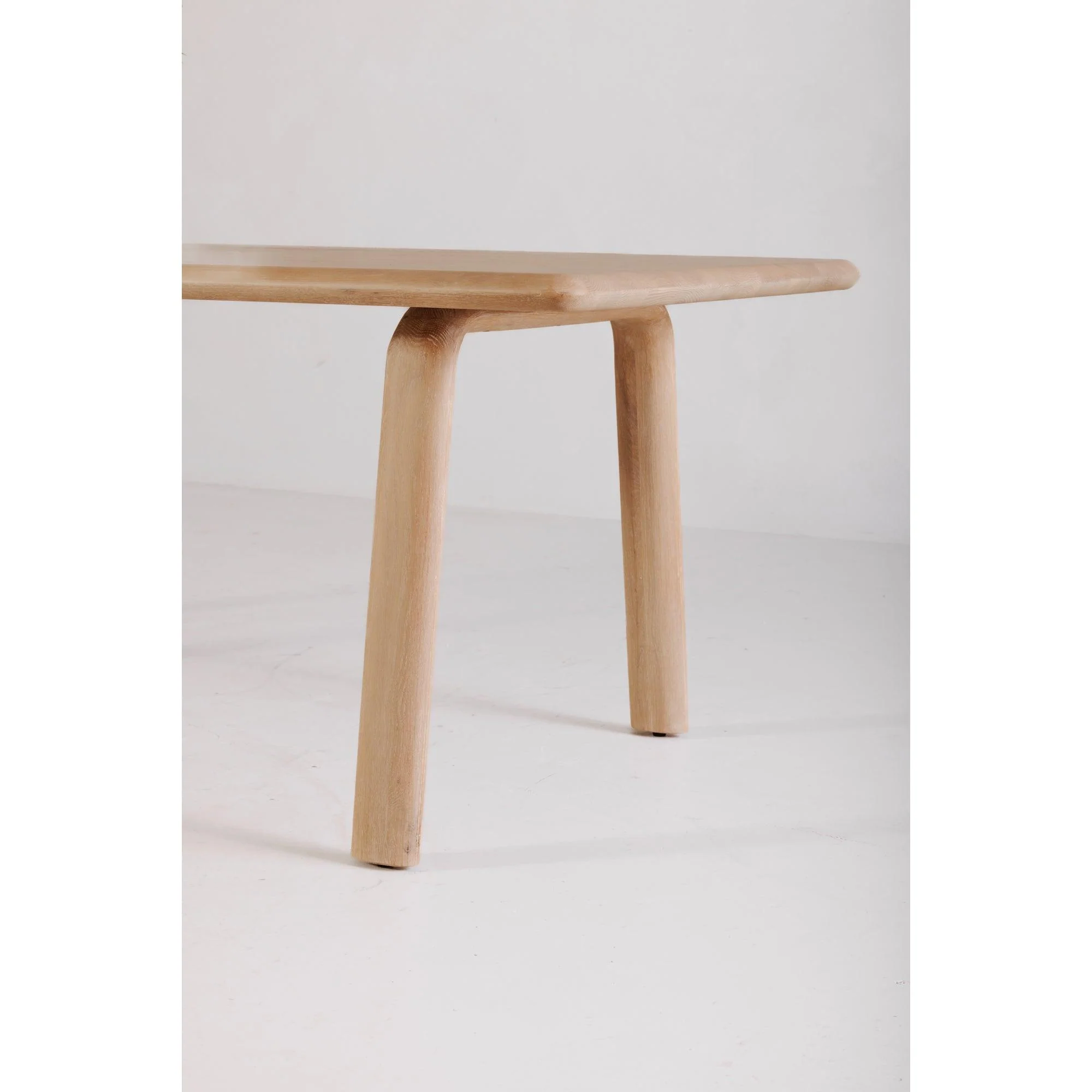 Malibu Dining Table White Oak - Remutear