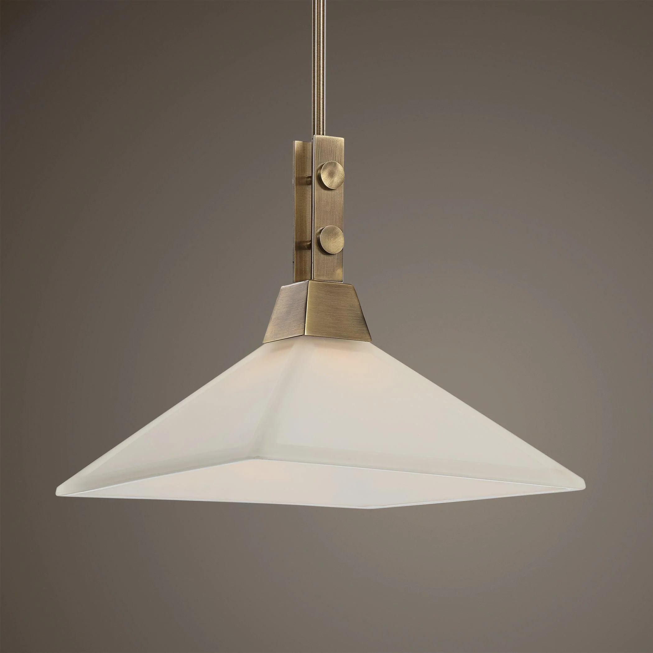 BROOKDALE INDUSTRIAL 1 LIGHT PENDANT - Remutear