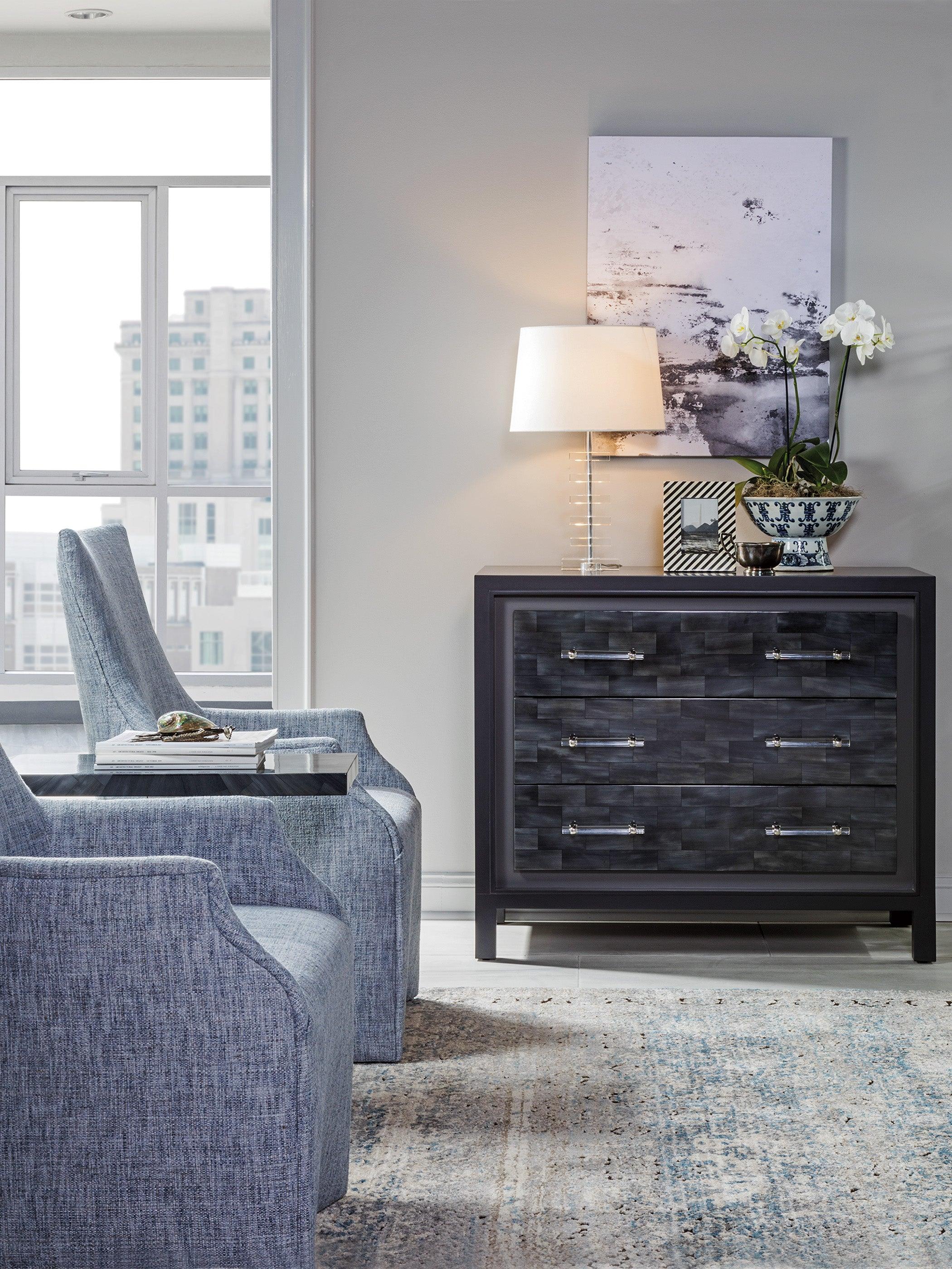Signature Designs Elation Gray Hall Chest - Remutear