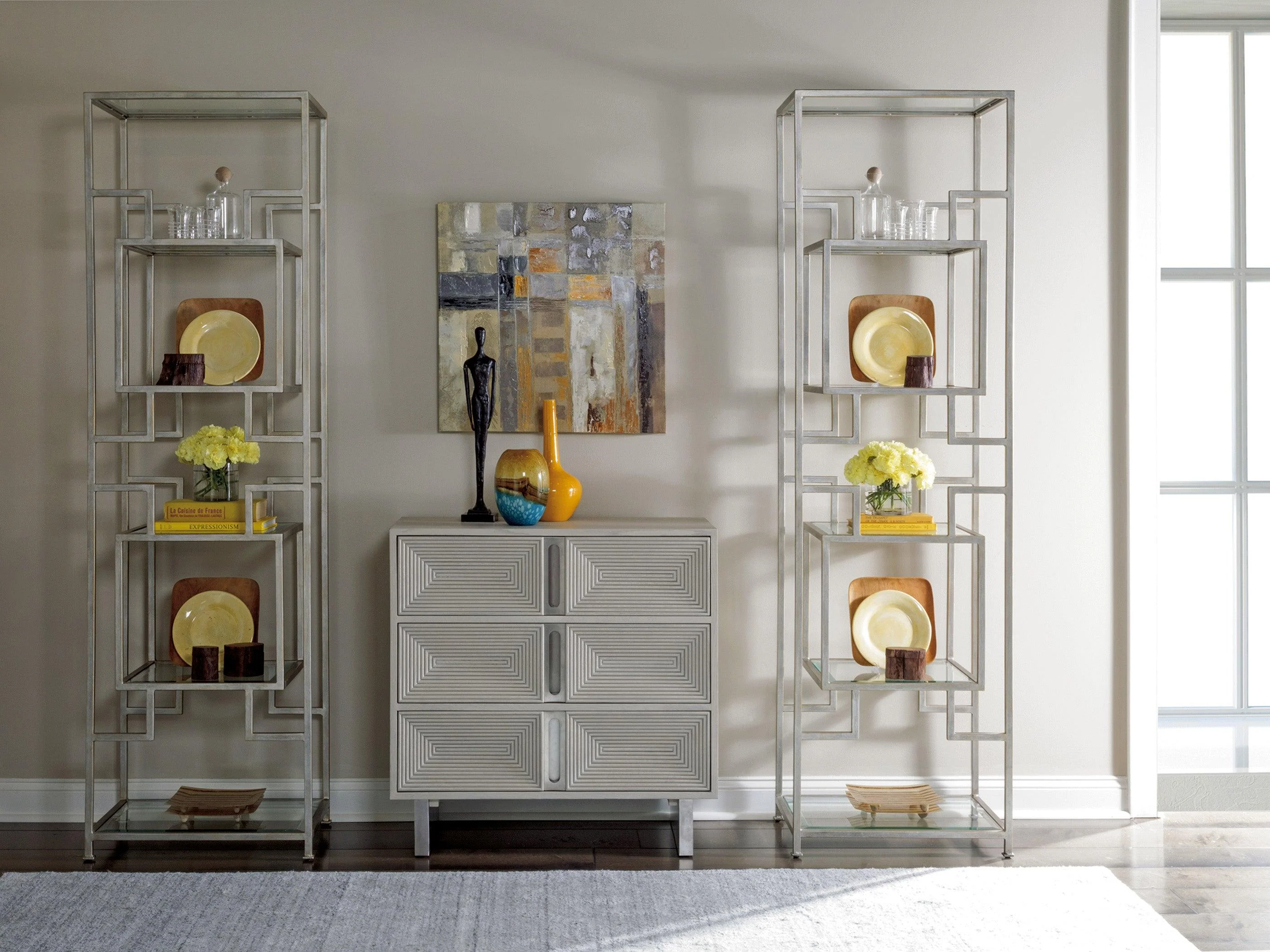 Signature Designs Gradient Hall Chest - Remutear