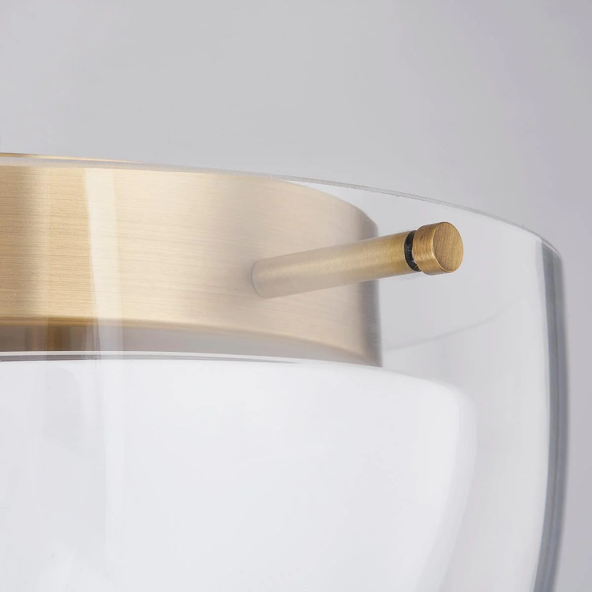 DUTTON 1 LIGHT FLUSH MOUNT - Remutear