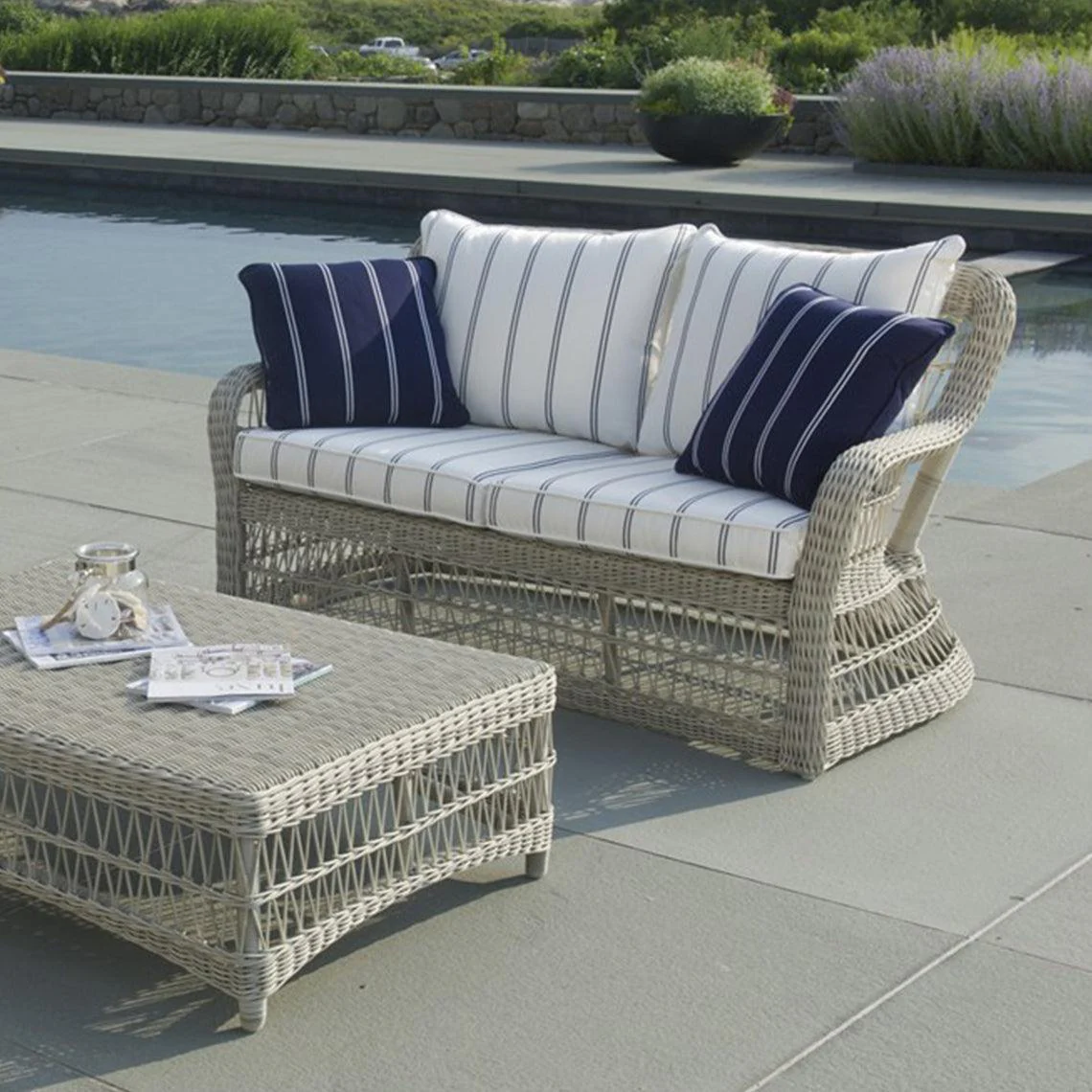 Southampton Deep Seating Settee - Remutear