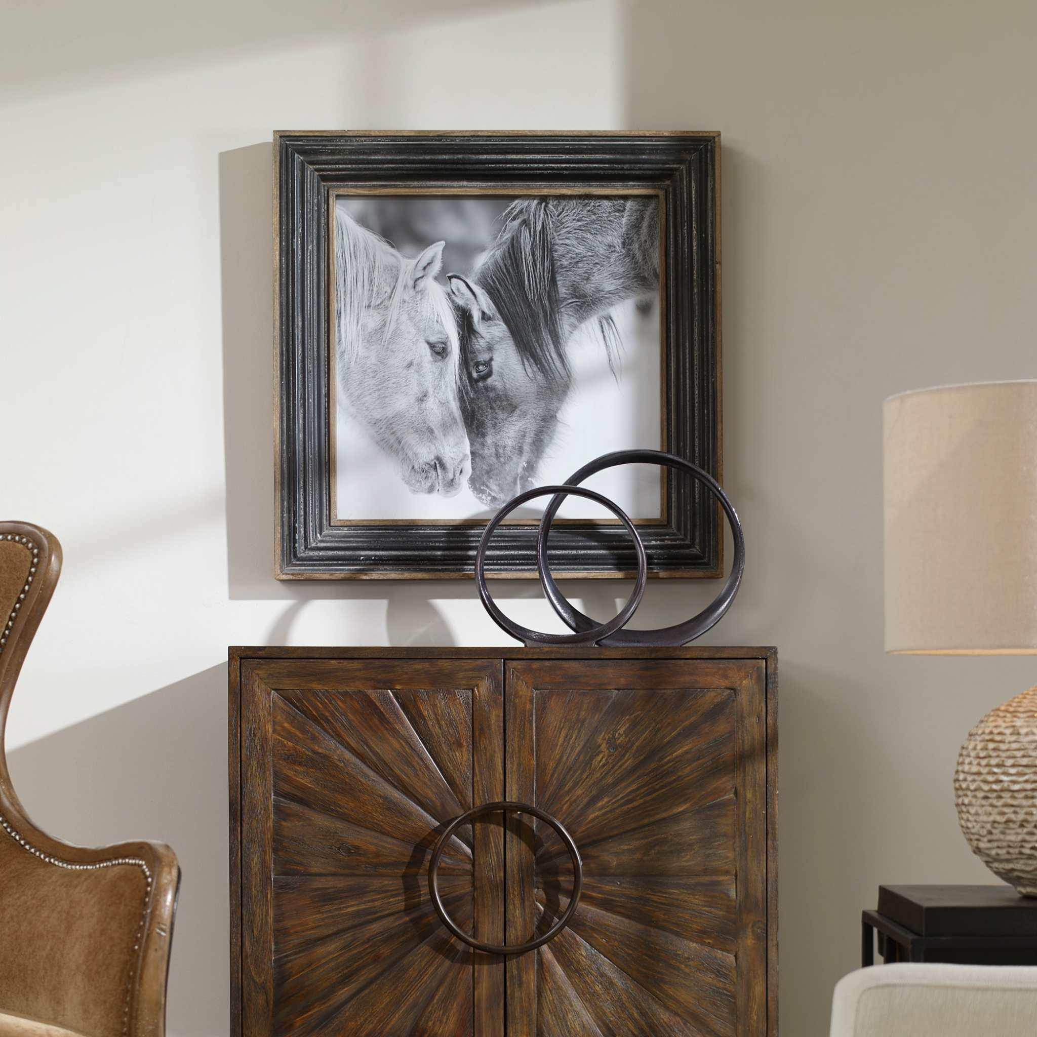CUSTOM BLACK AND WHITE HORSES PRINT - Remutear