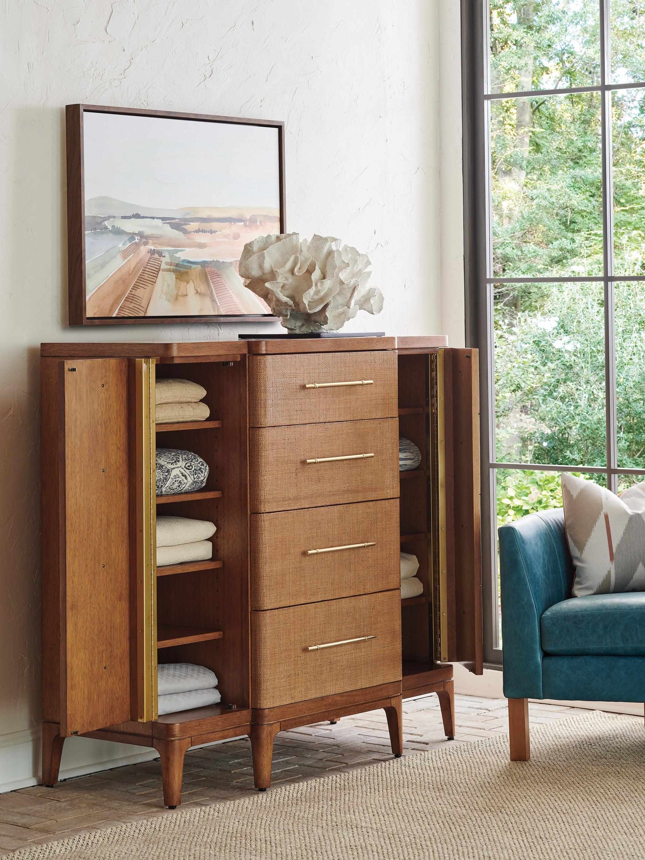 Palm Desert Remington Gentlemans Dresser - Remutear