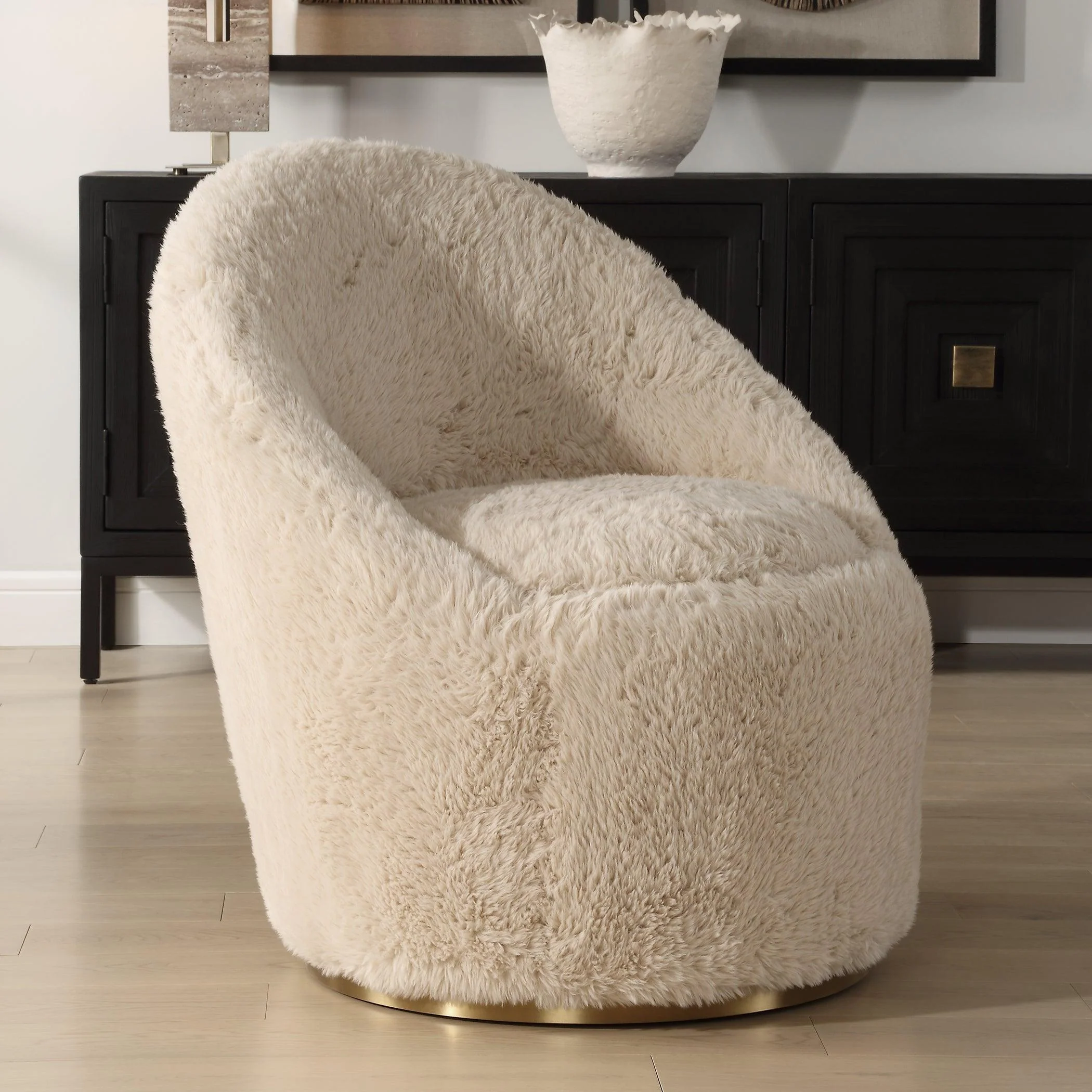 Crue Sheepskin Swivel Chair - Remutear